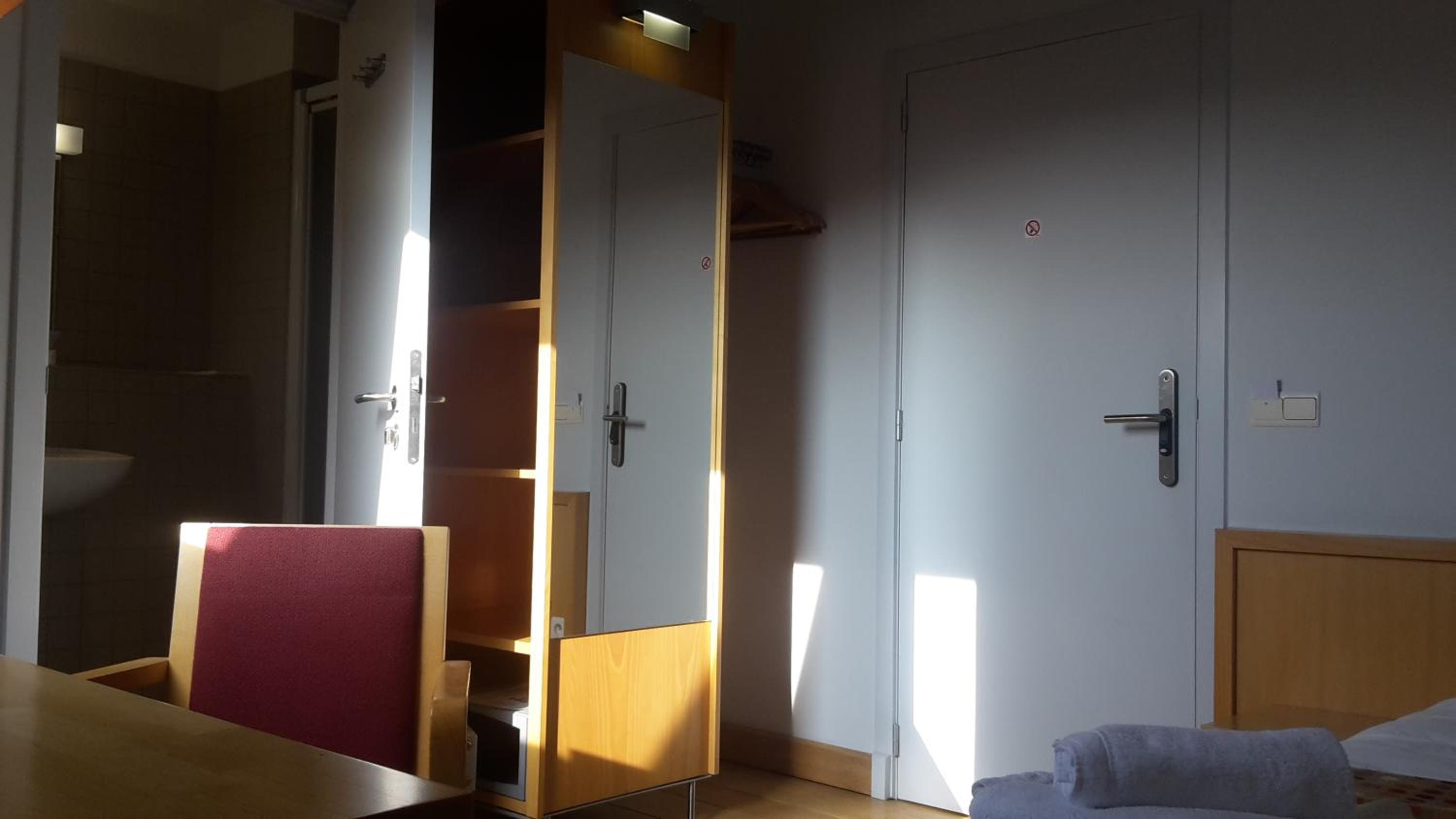Single Room with Private Bathroom