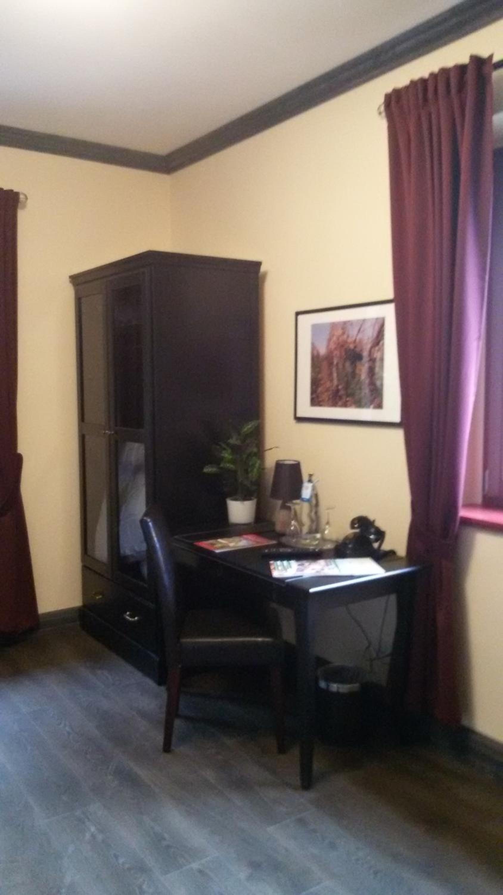 Double Room - Photo 4