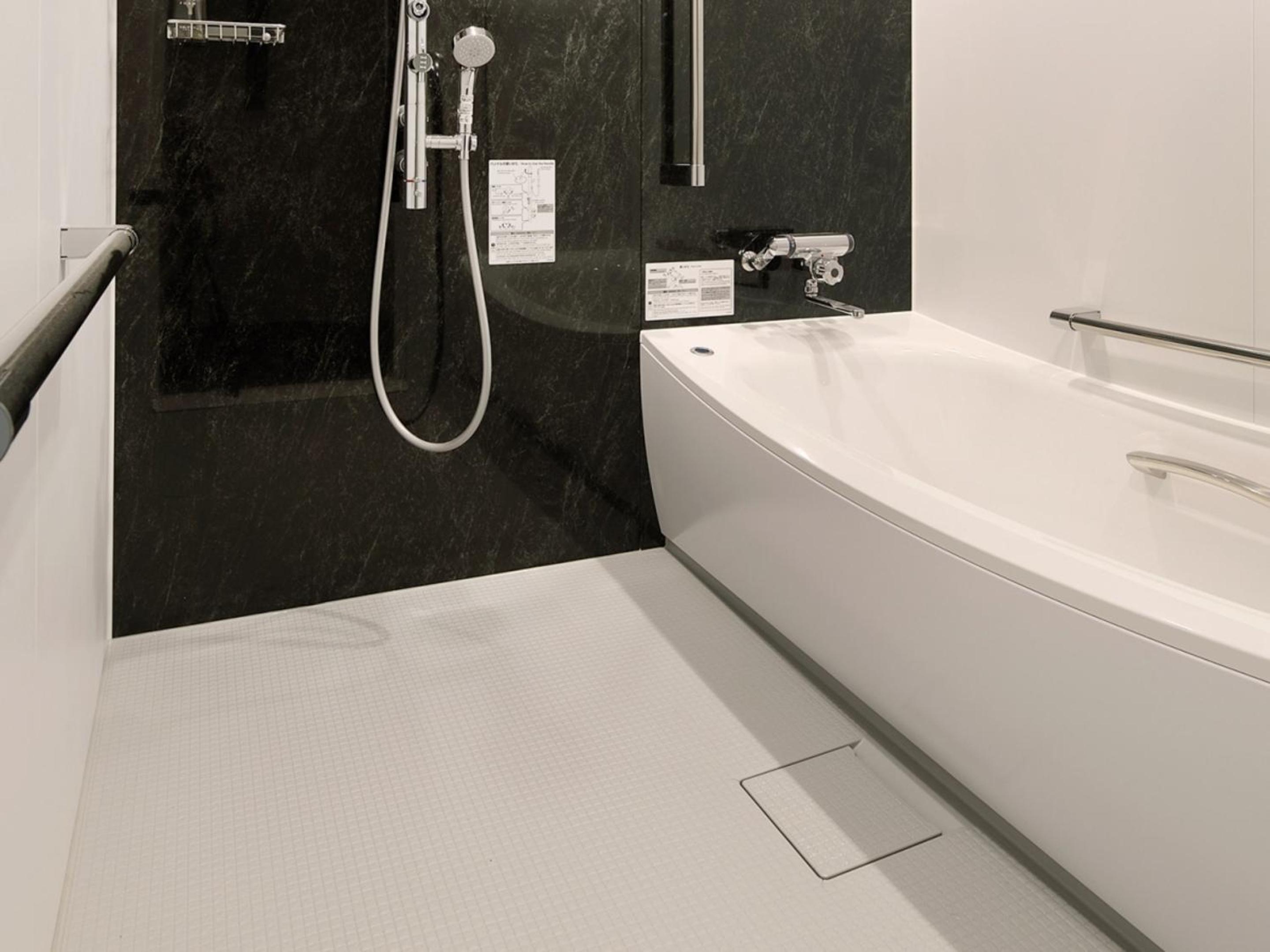 Twin Room - Disability Access photo 1