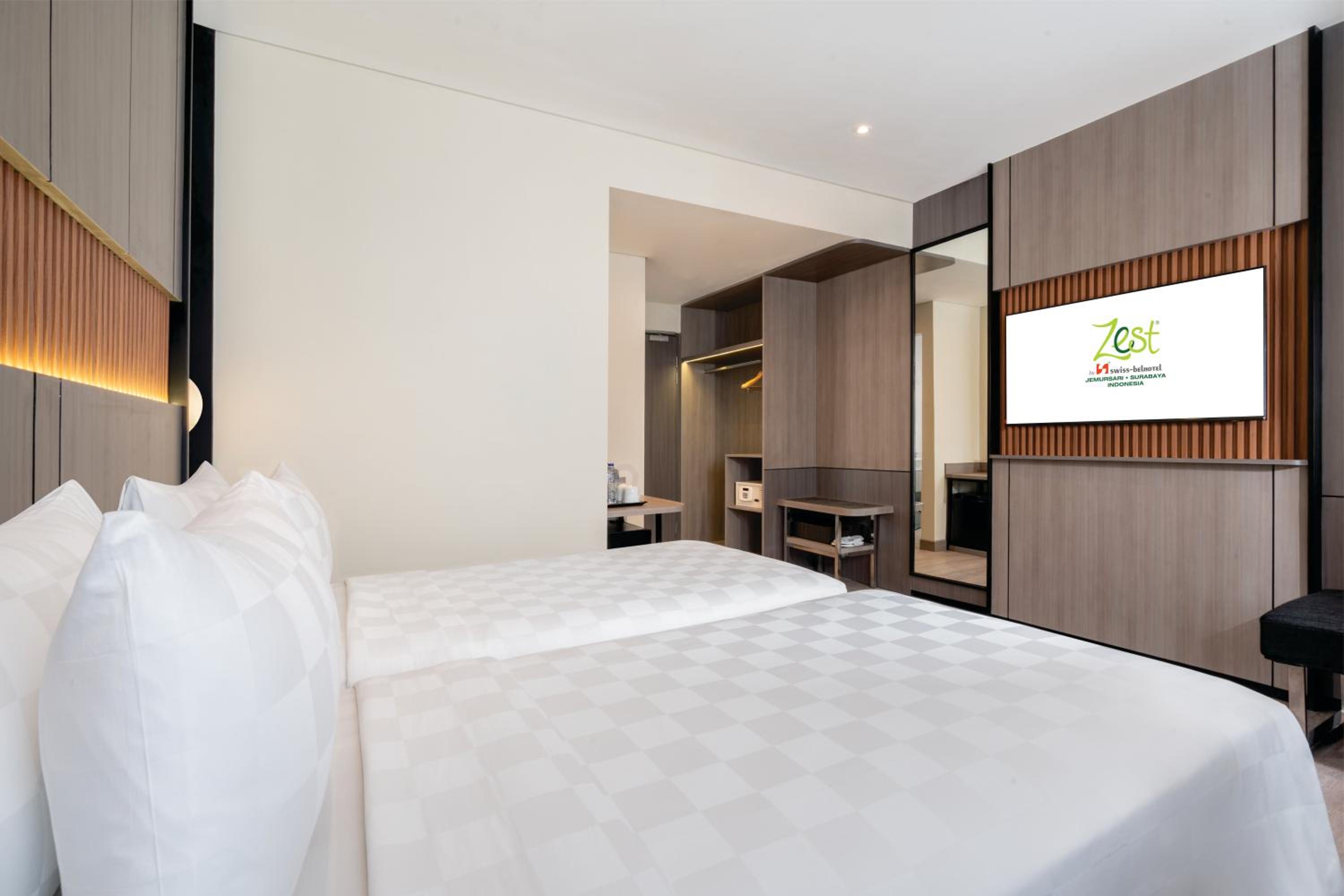 Deluxe Twin Room photo 3