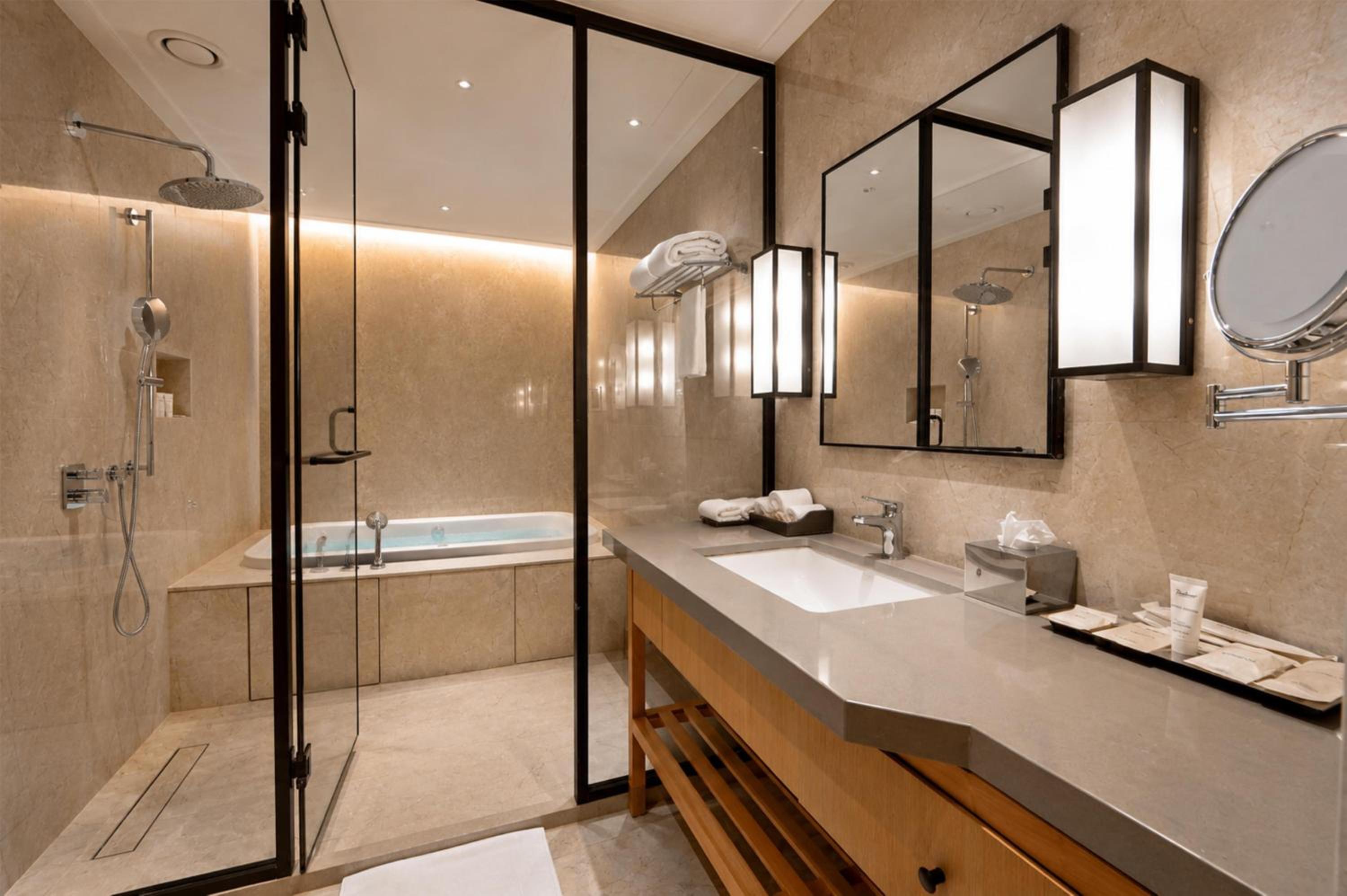 Premium Terrace Suite