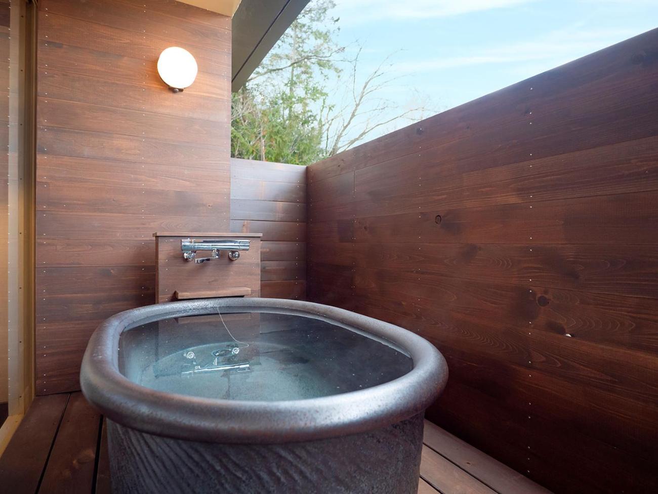Twin Room with Private External Bathroom
