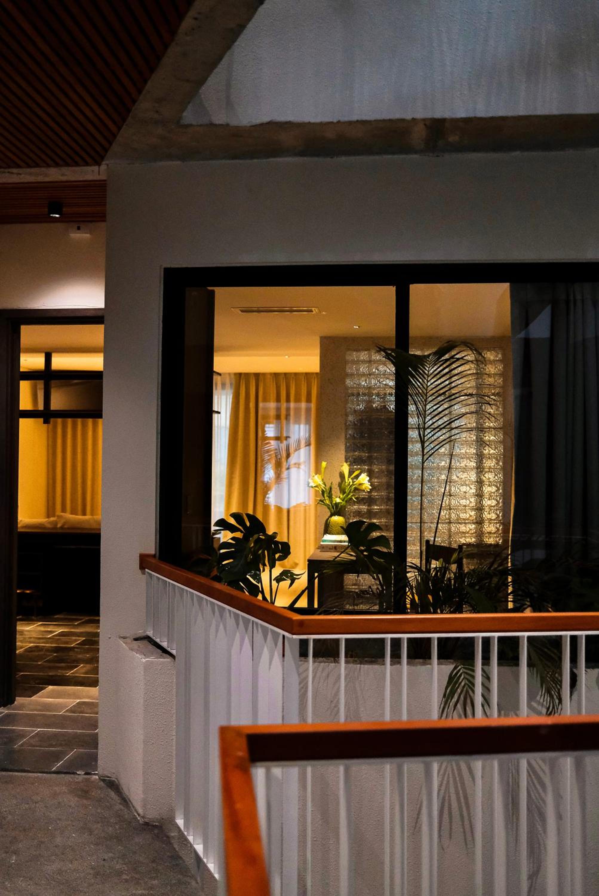 Executive Suite  - Photo 7