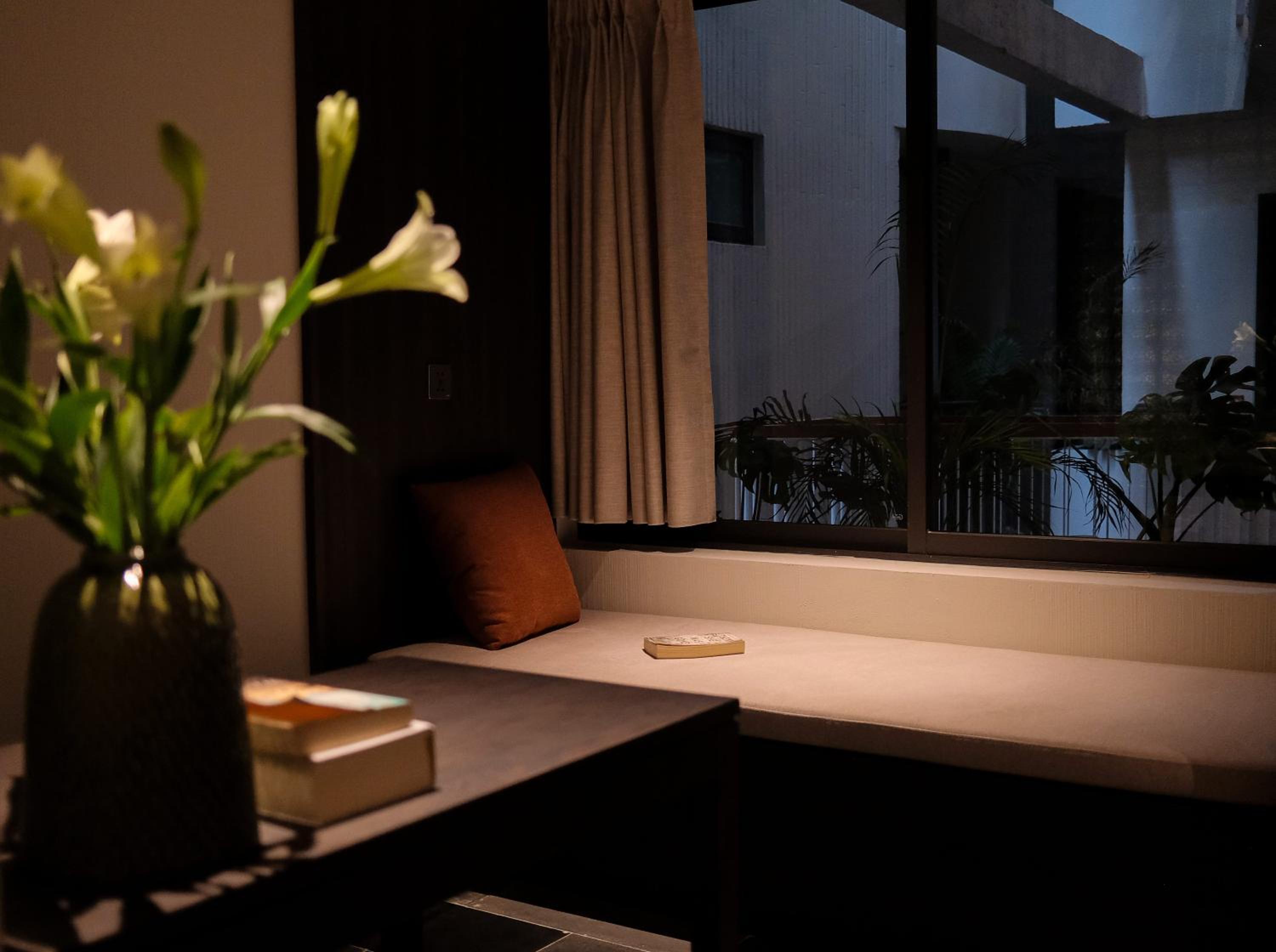 Executive Suite  - Photo 4