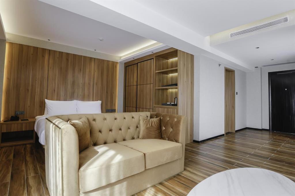 Junior Suite - Photo 2