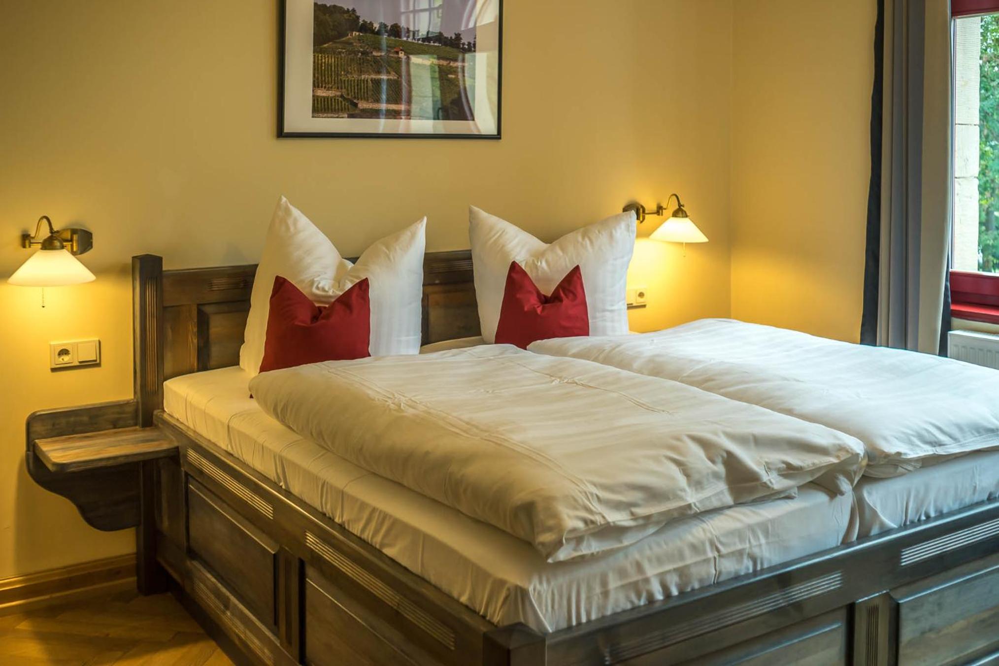 Double Room - Photo 6