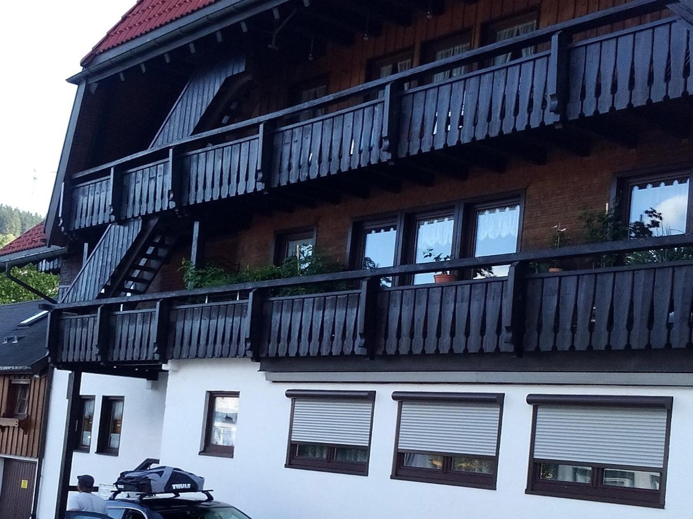 Two-Bedroom Deluxe Apartment with Balcony photo 2
