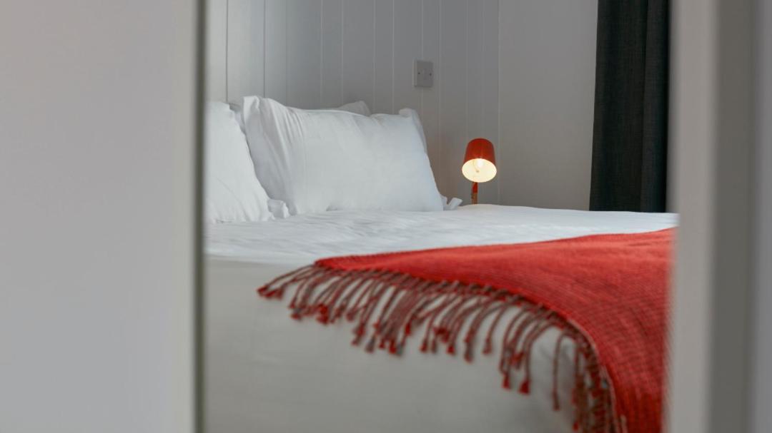 Double or Twin Room with Shower photo 1