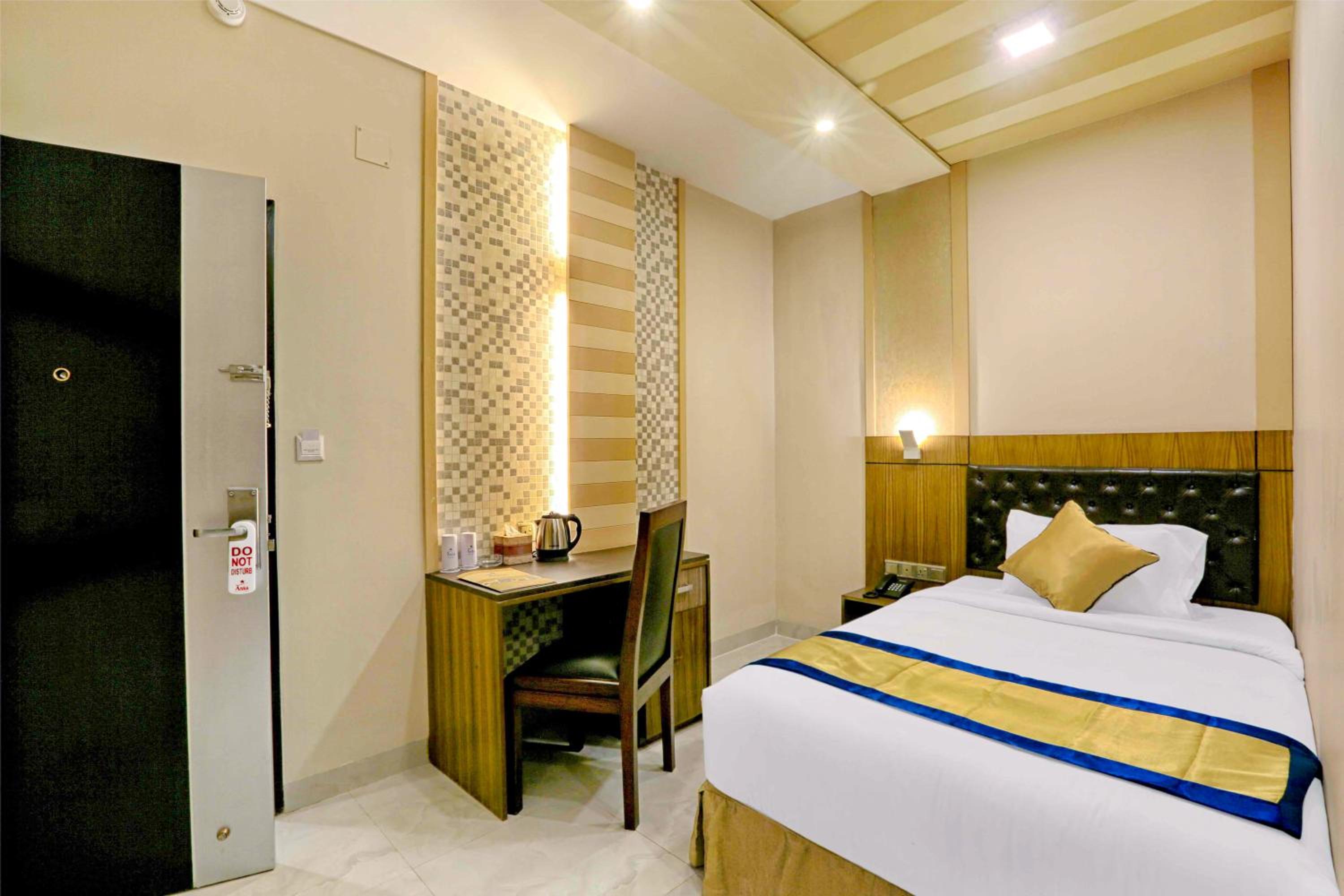Premier Single Room photo 2