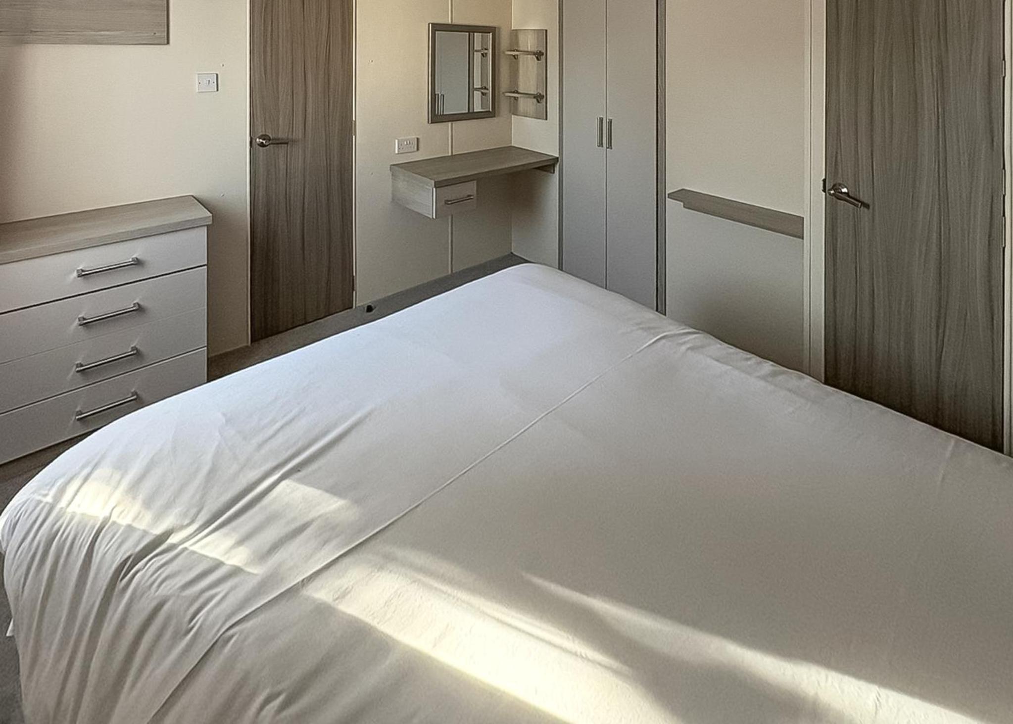 Mobile Home 12