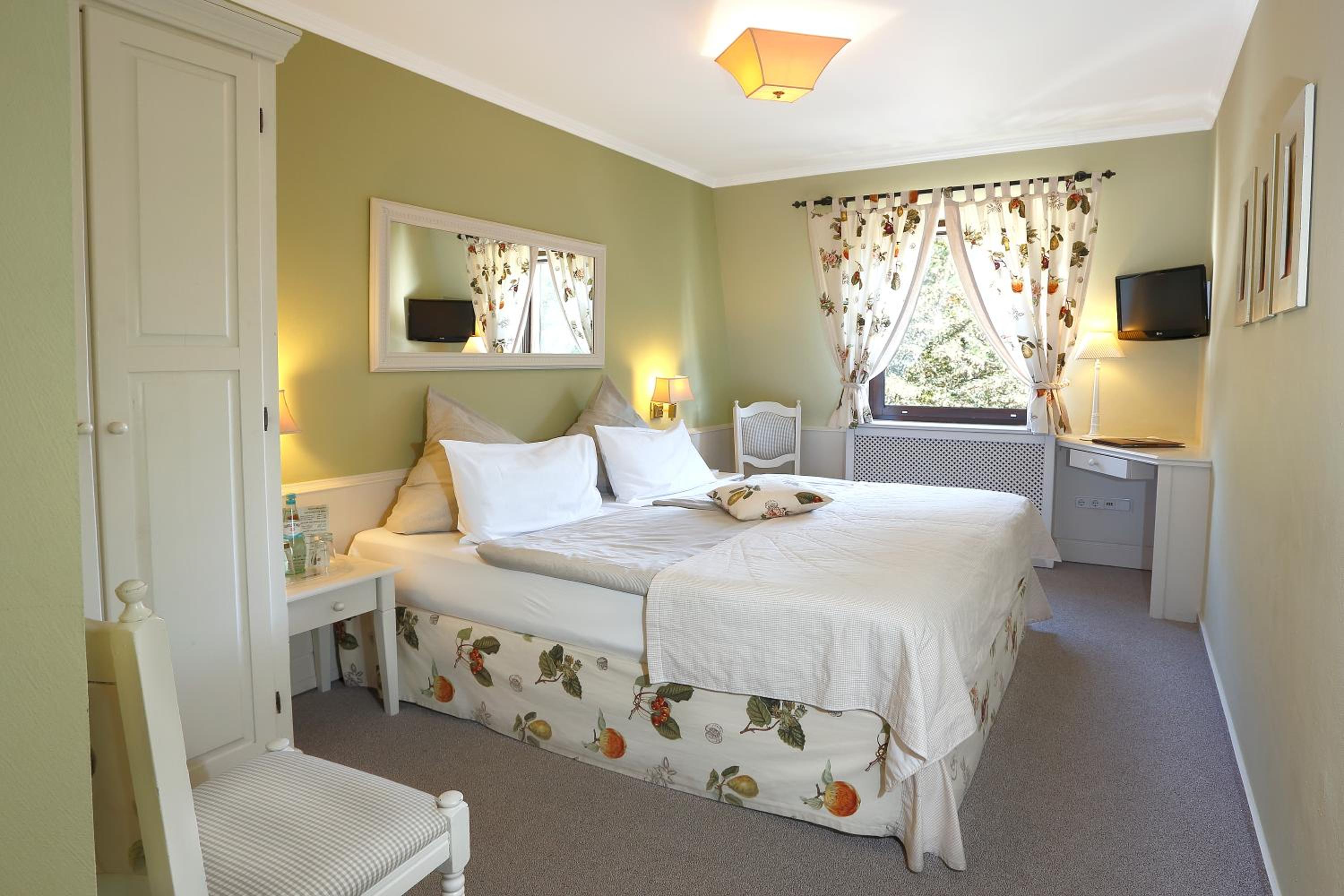 Classic Double Room - Photo 2