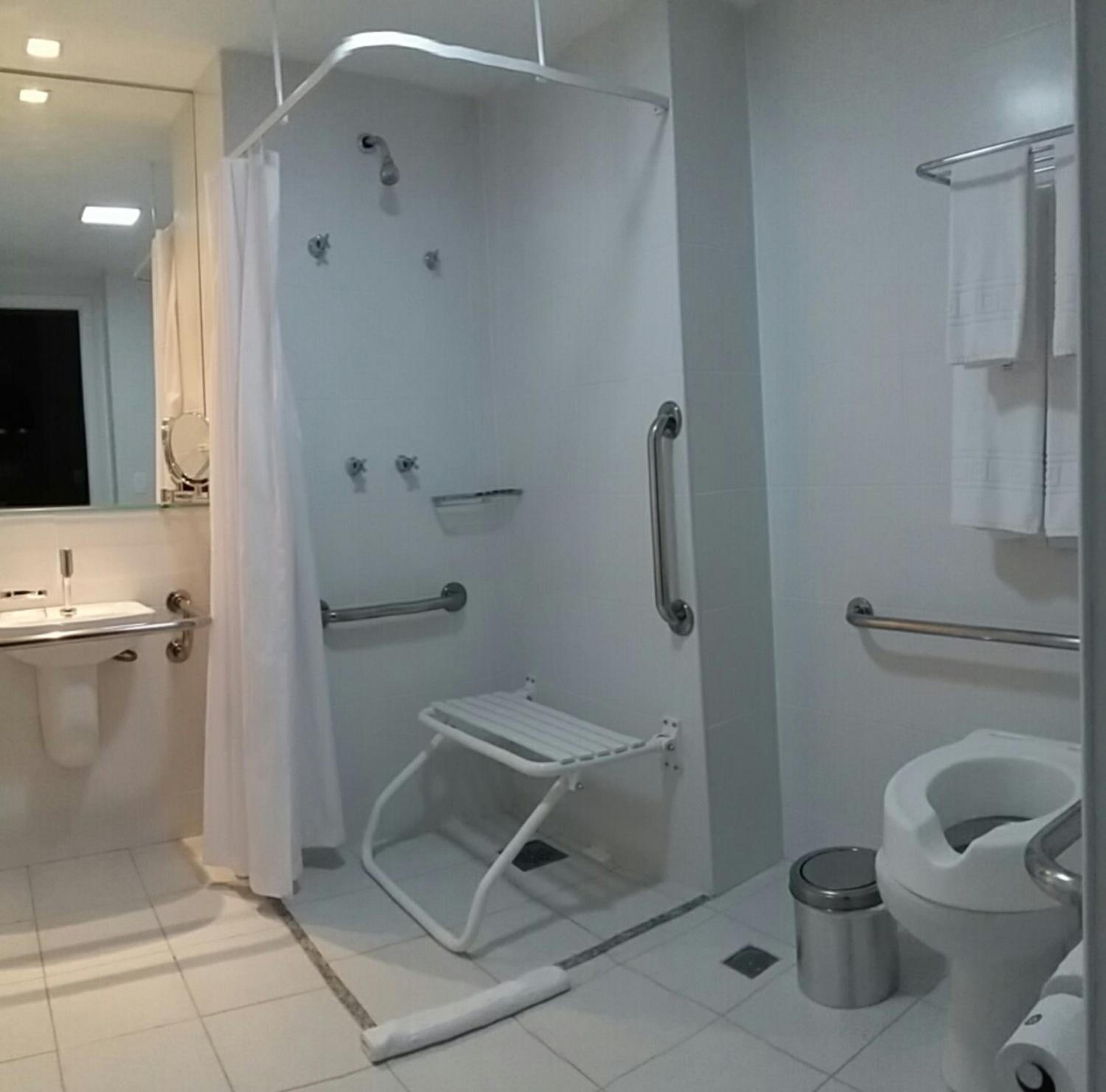 Standard PwD Disability Access - 2 Single Beds