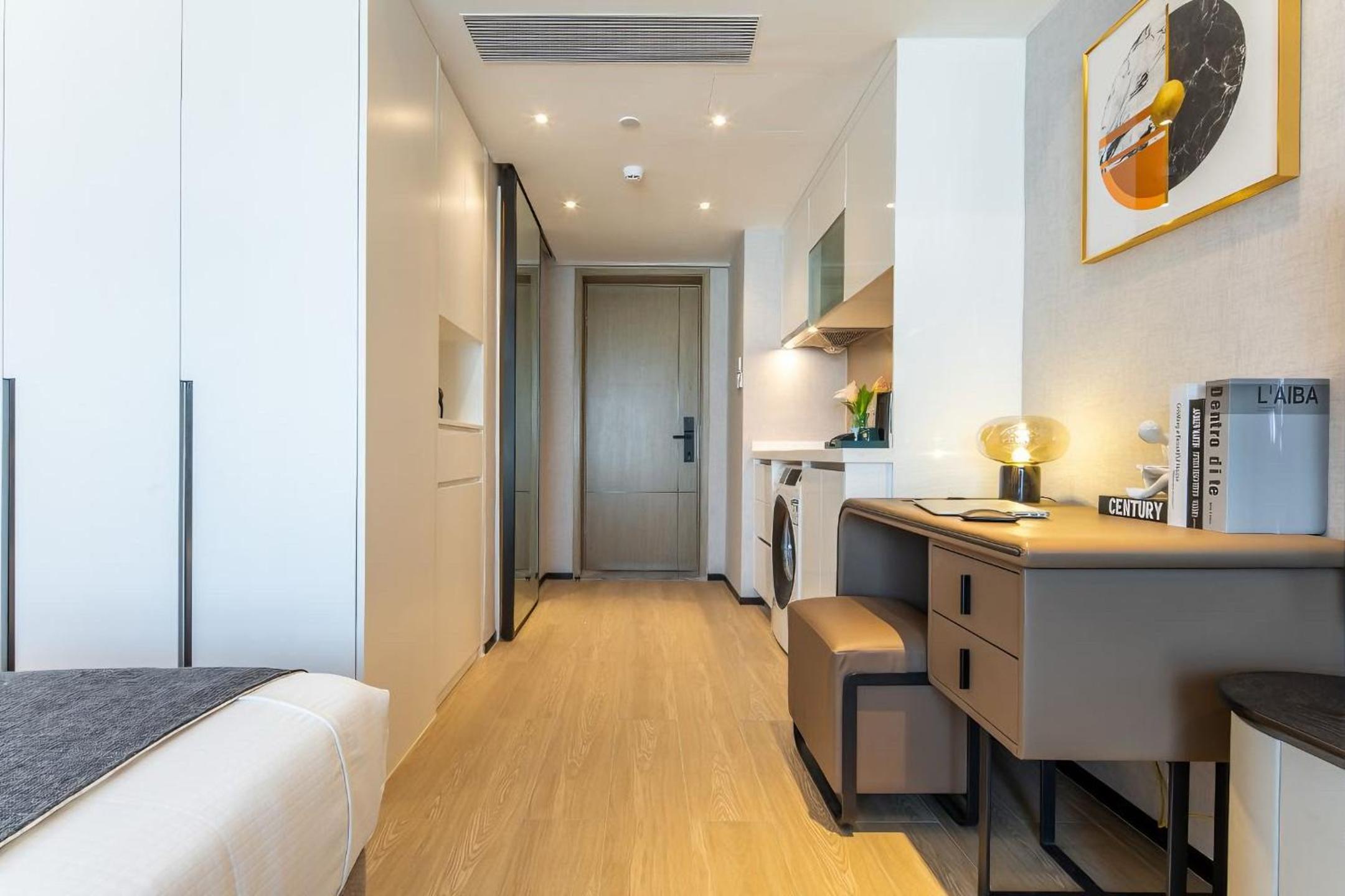 Luxury King Room