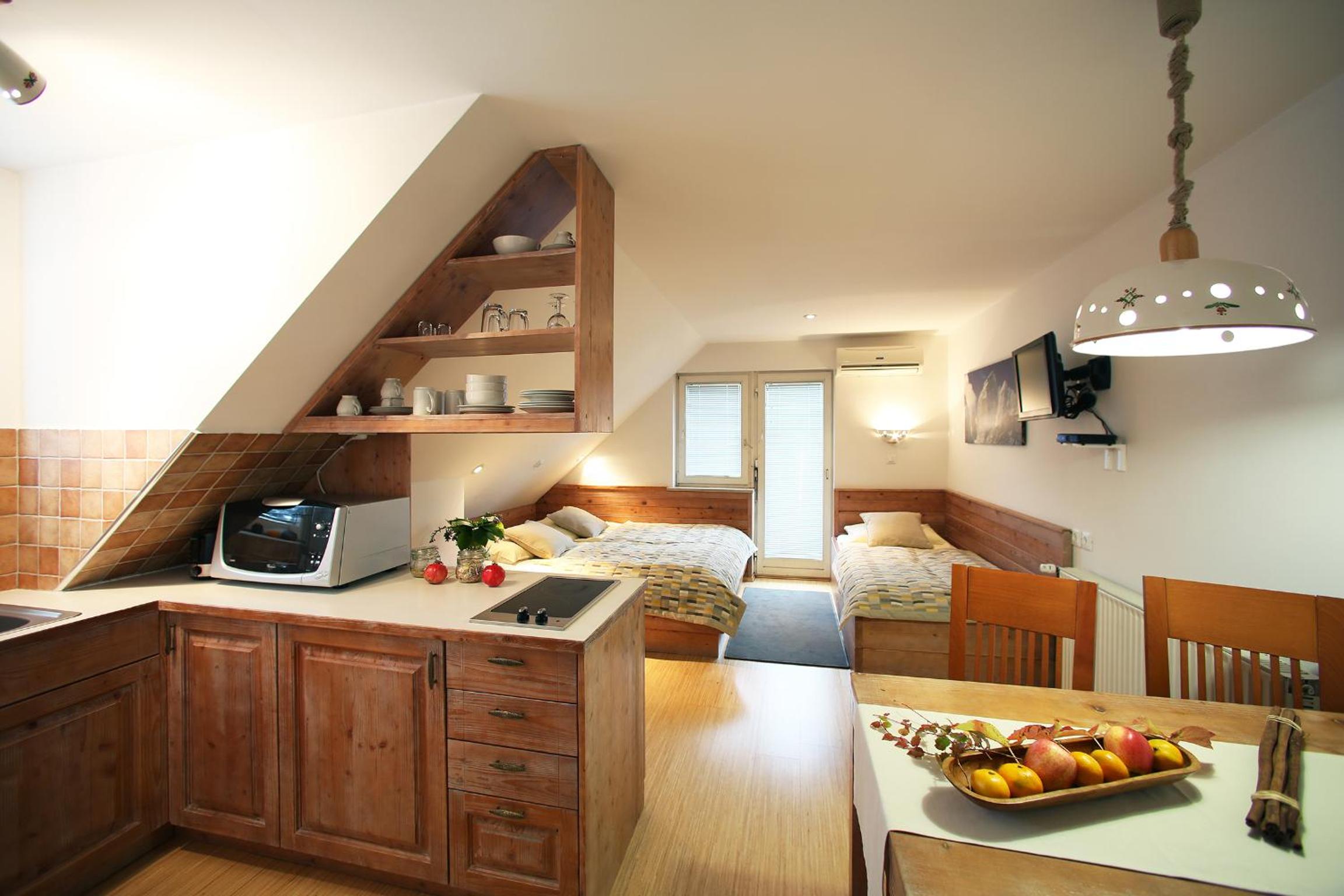 Studio with Balcony - Annex