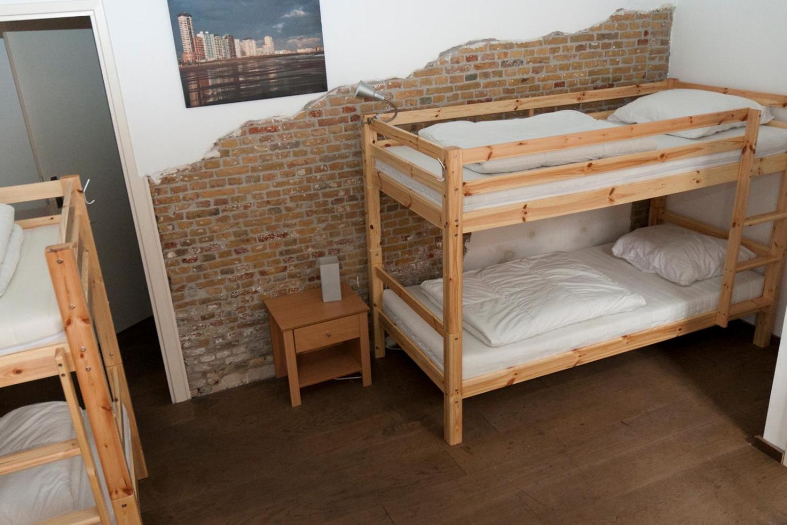 Bed in 6-Bed Dormitory Room photo 3