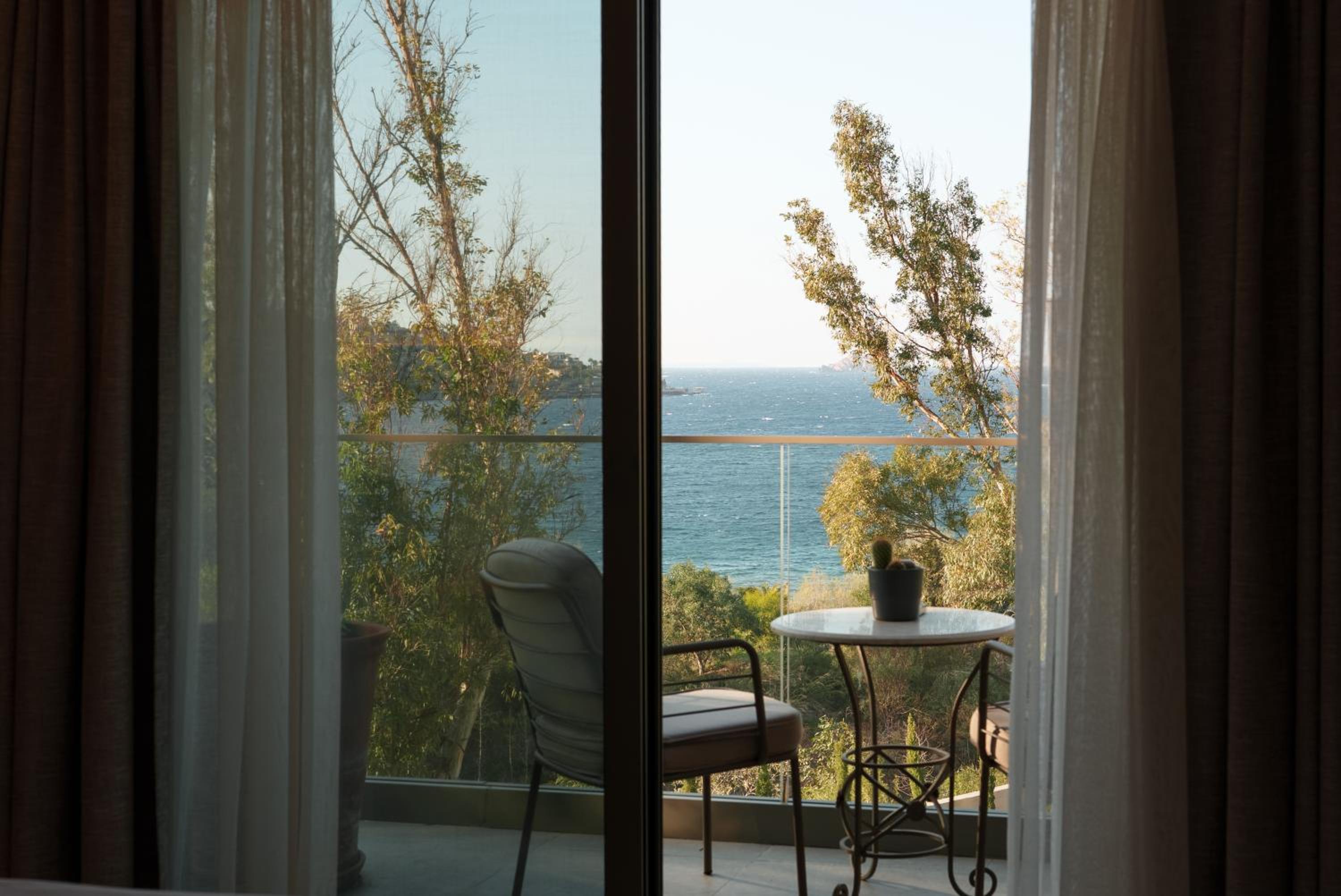 Suite with Sea View - Photo 5