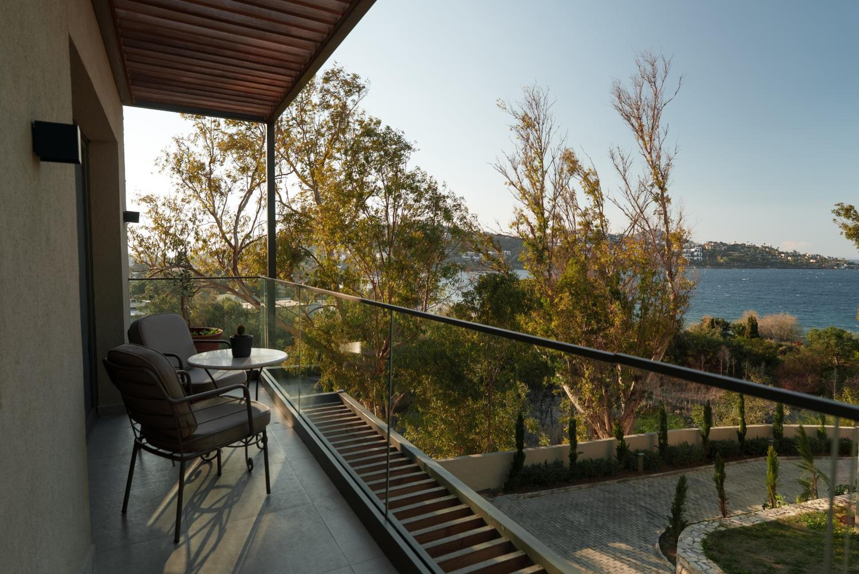 Suite with Sea View - Photo 7