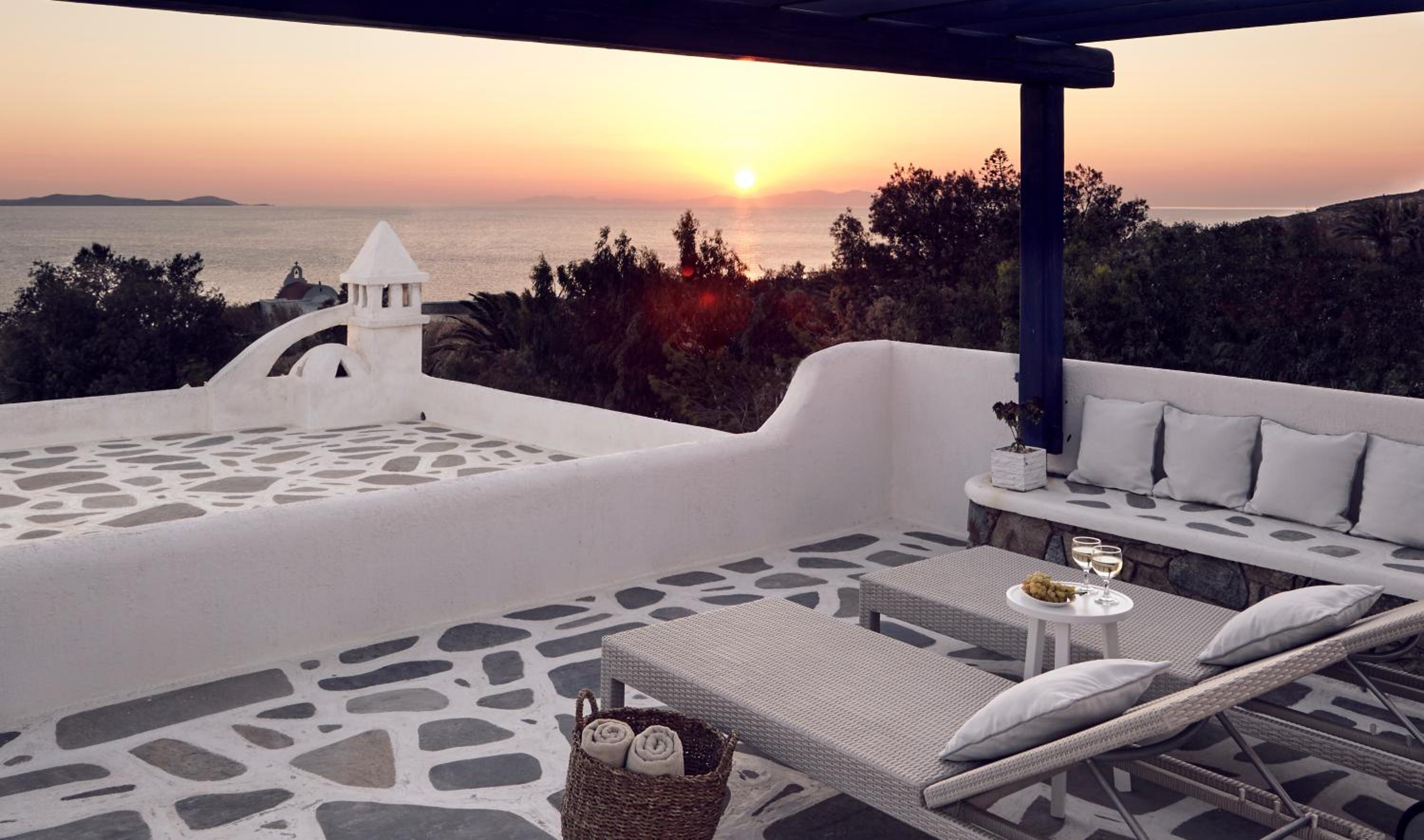 Suite with Sea View - Photo 2