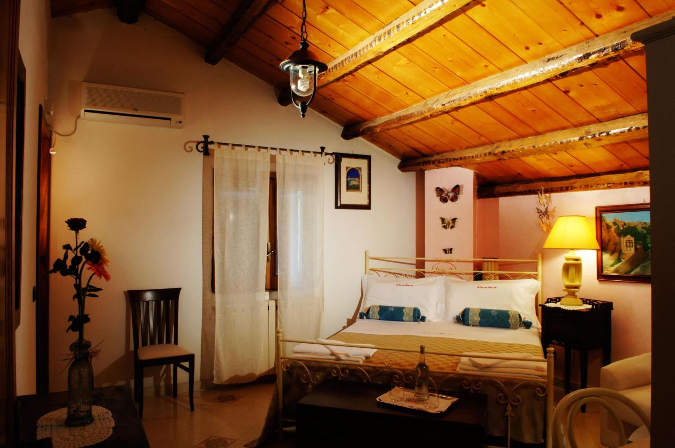 Double Room photo 3