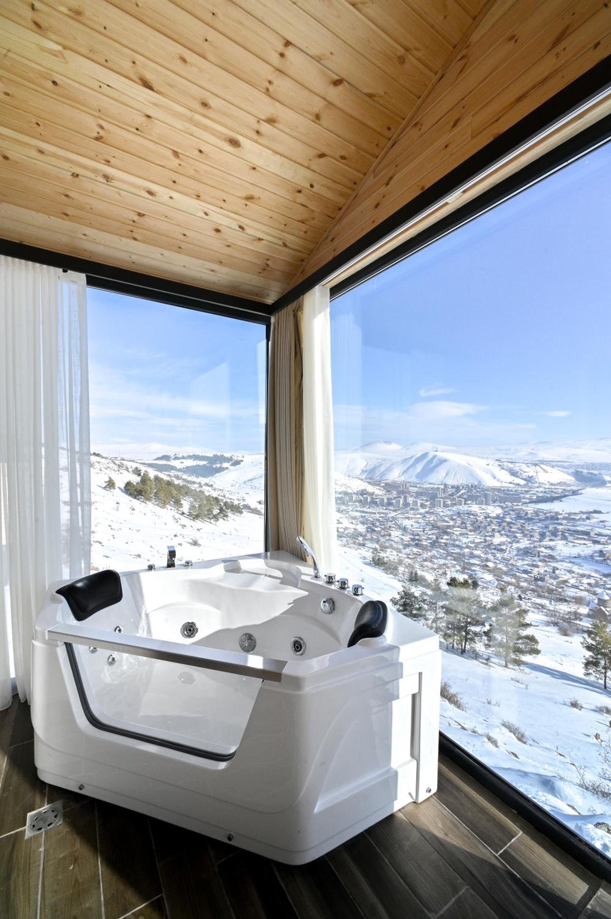 Superior Chalet