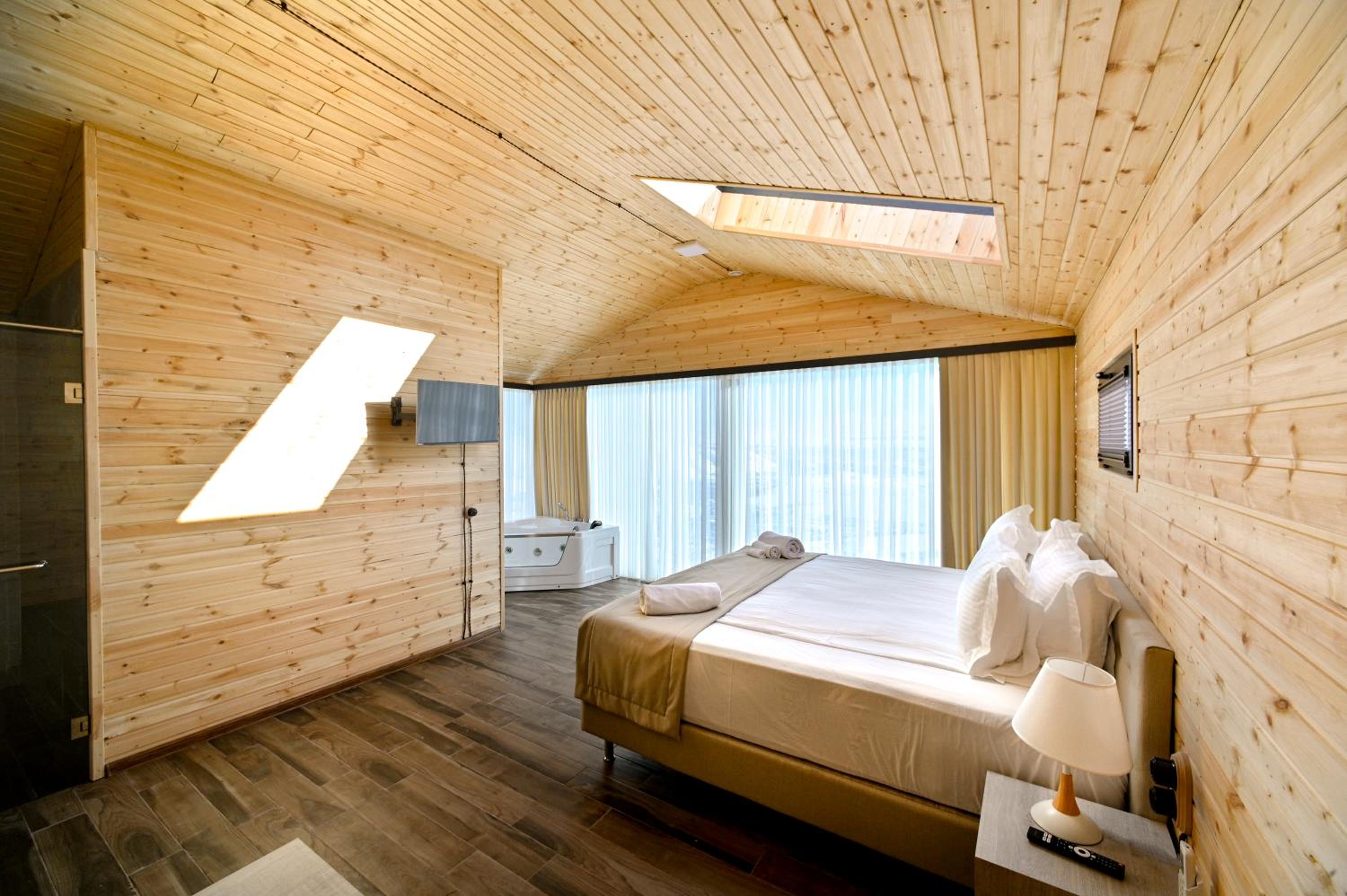 Superior Chalet photo 1