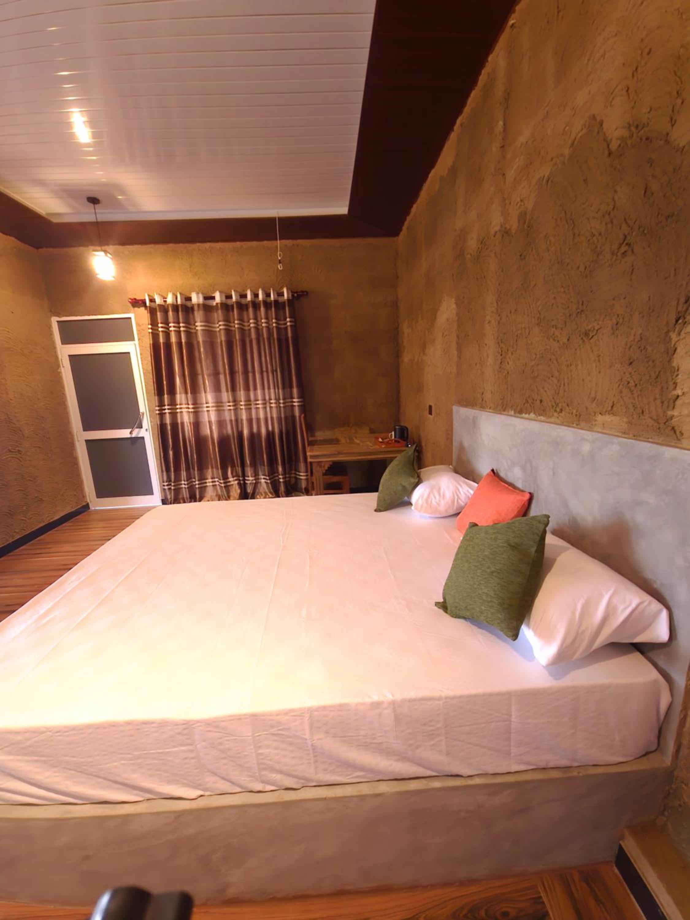 Double Room with Lake View photo 3