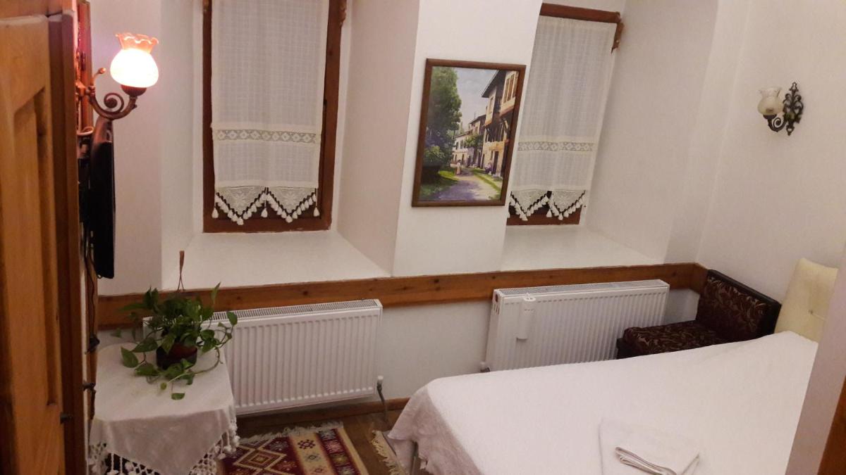 Classic Double Room with Shower