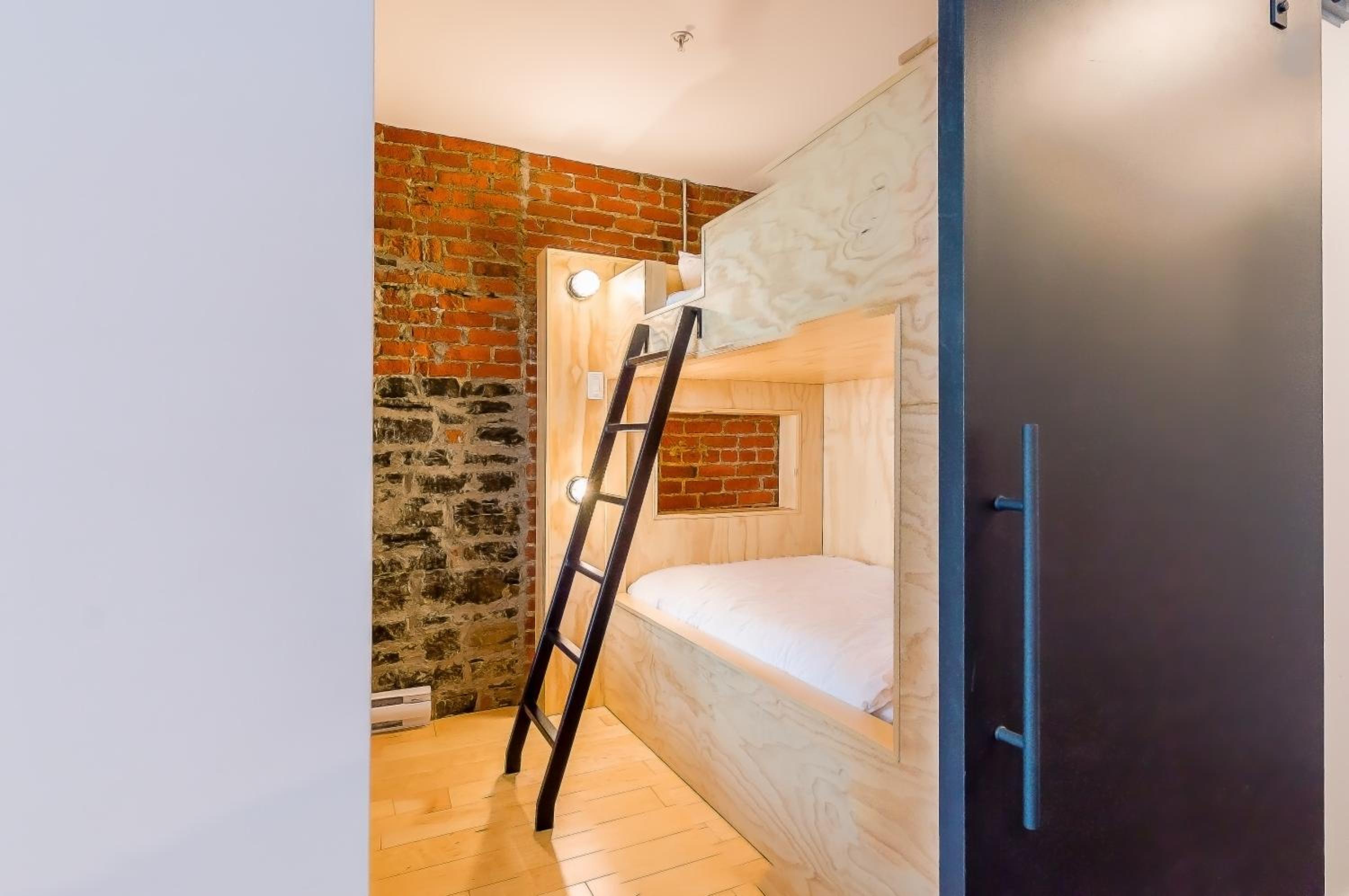 Two-Bedroom Apartment with Bunk Bed and City View T302 thumbnail 6