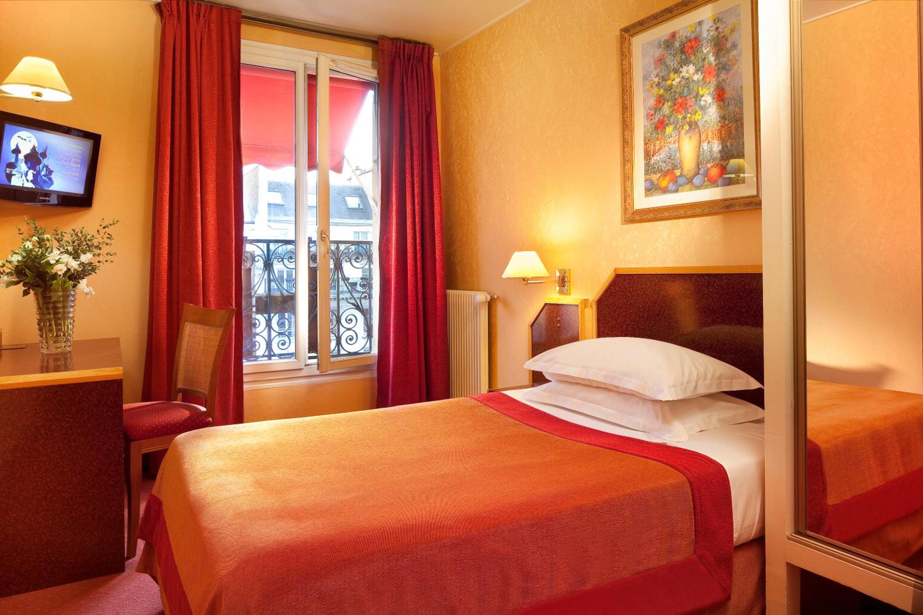 Single Room photo 2