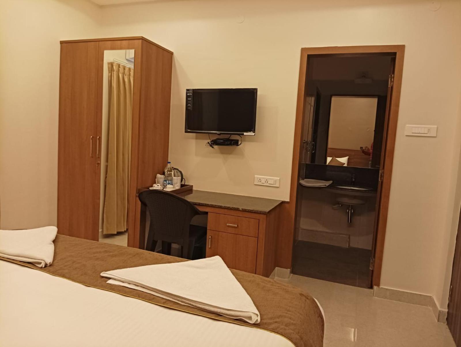 Standard Triple Room photo 3