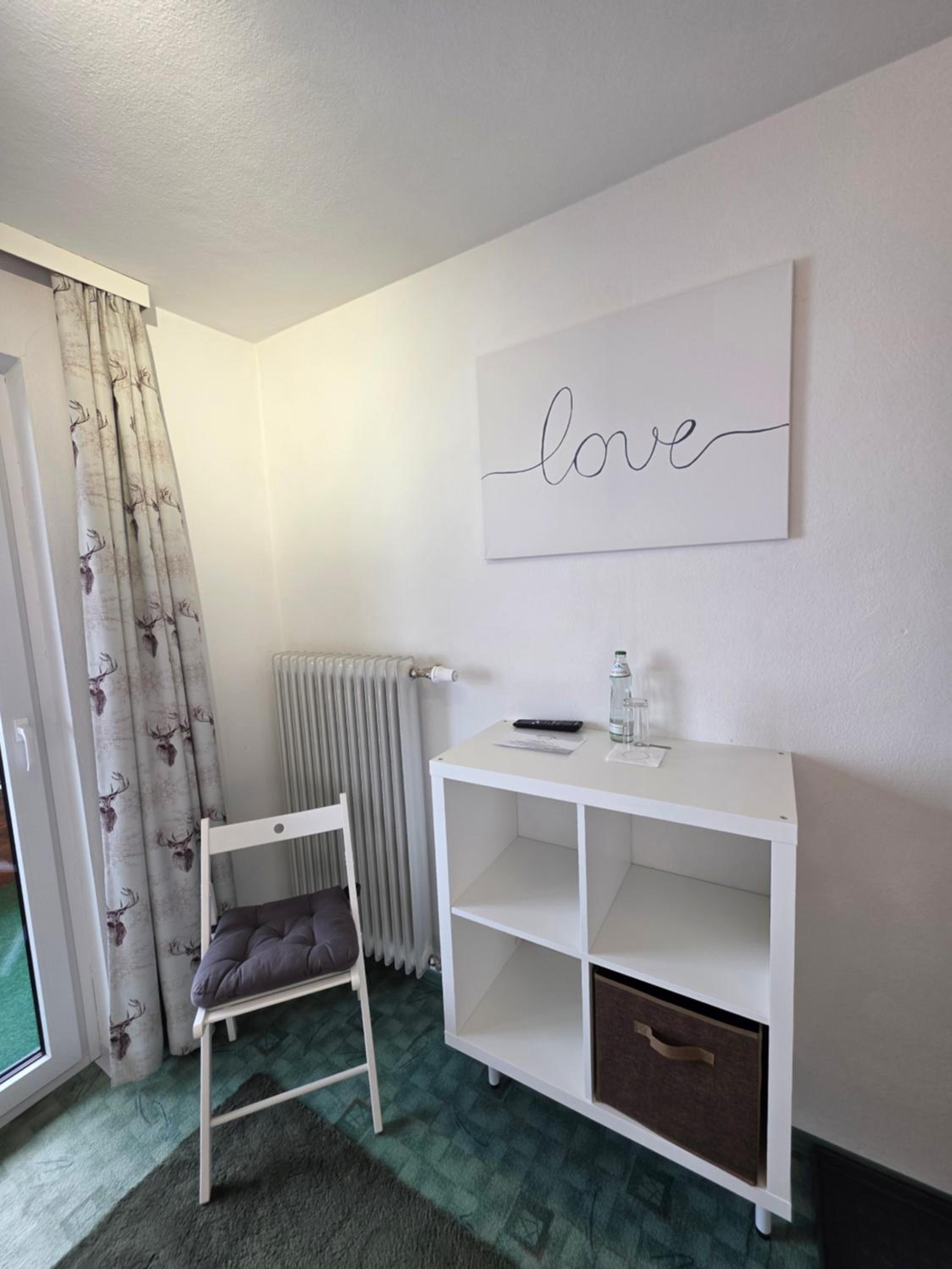 Single Room with Balcony photo 2