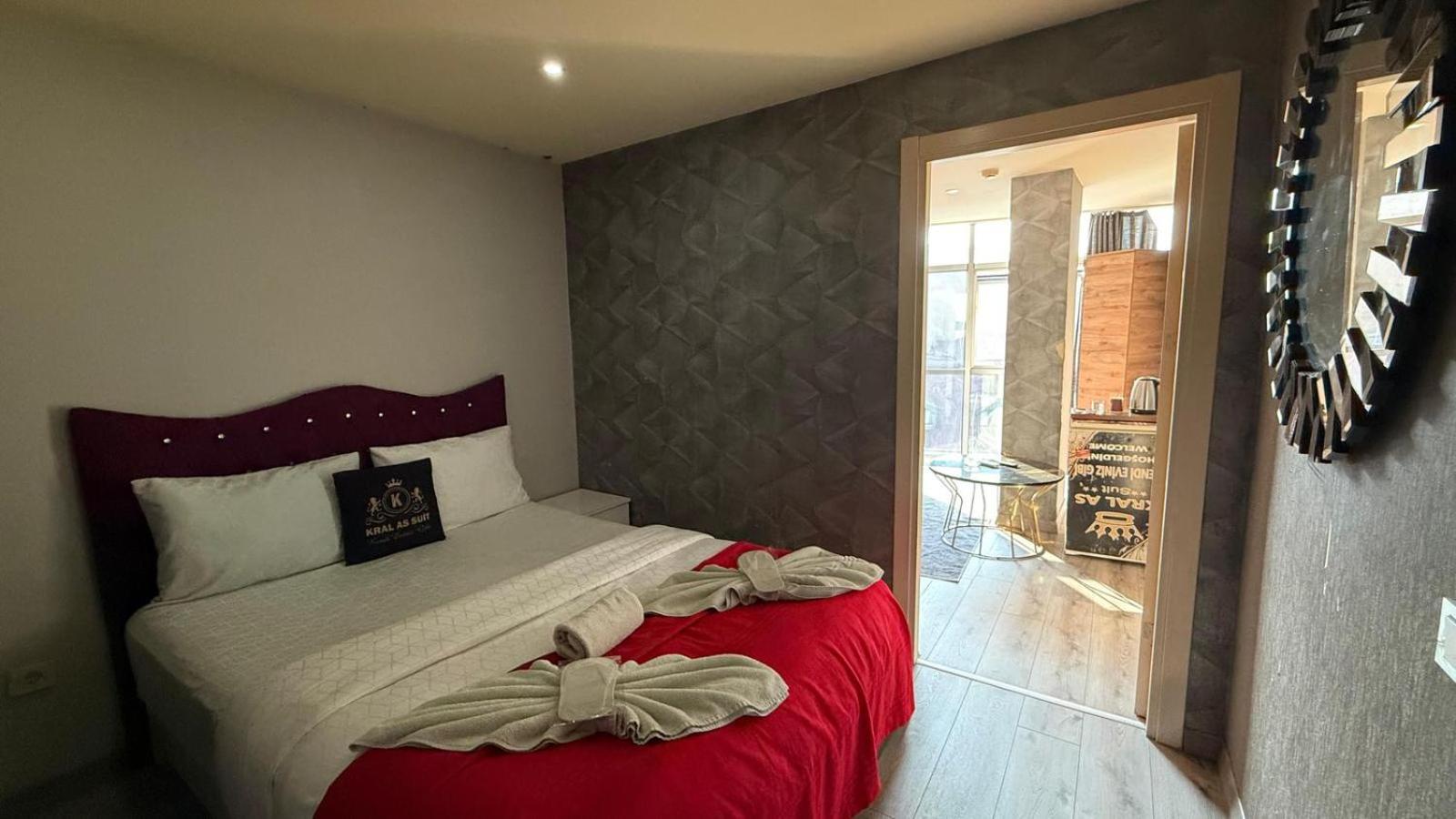 Basic Triple Room