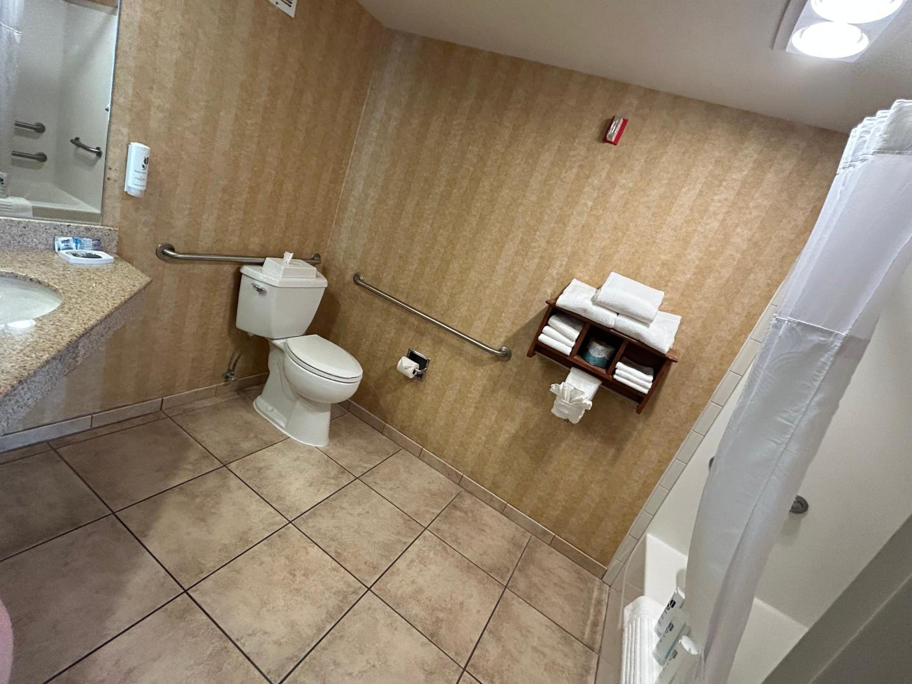 King Room - Disability Access/Non Smoking  - Photo 2