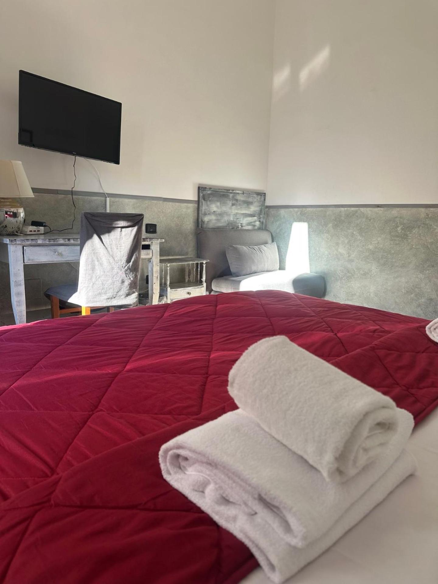 Triple Room with Private External Bathroom photo 3