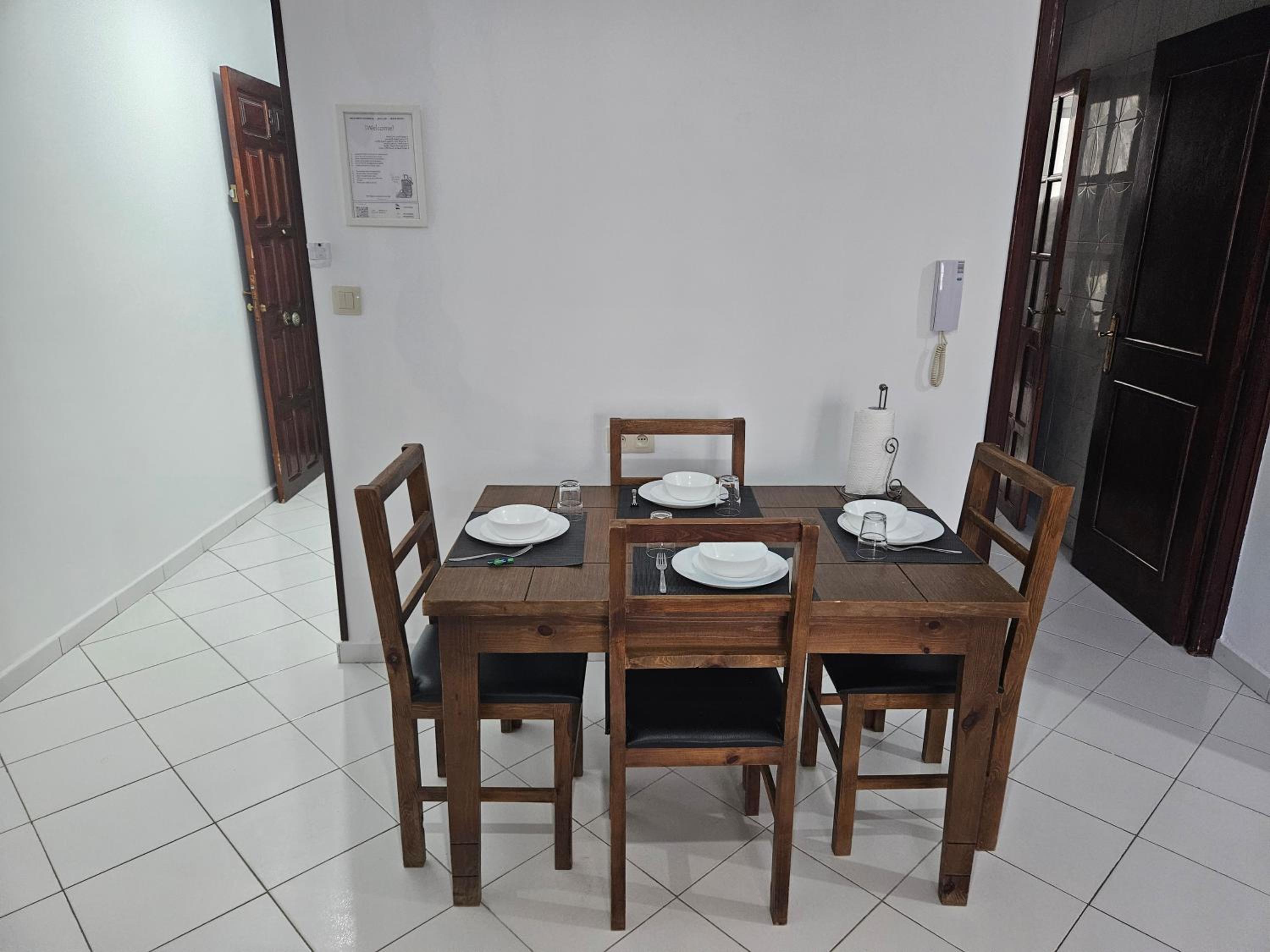 Two-Bedroom Apartment with View photo 2