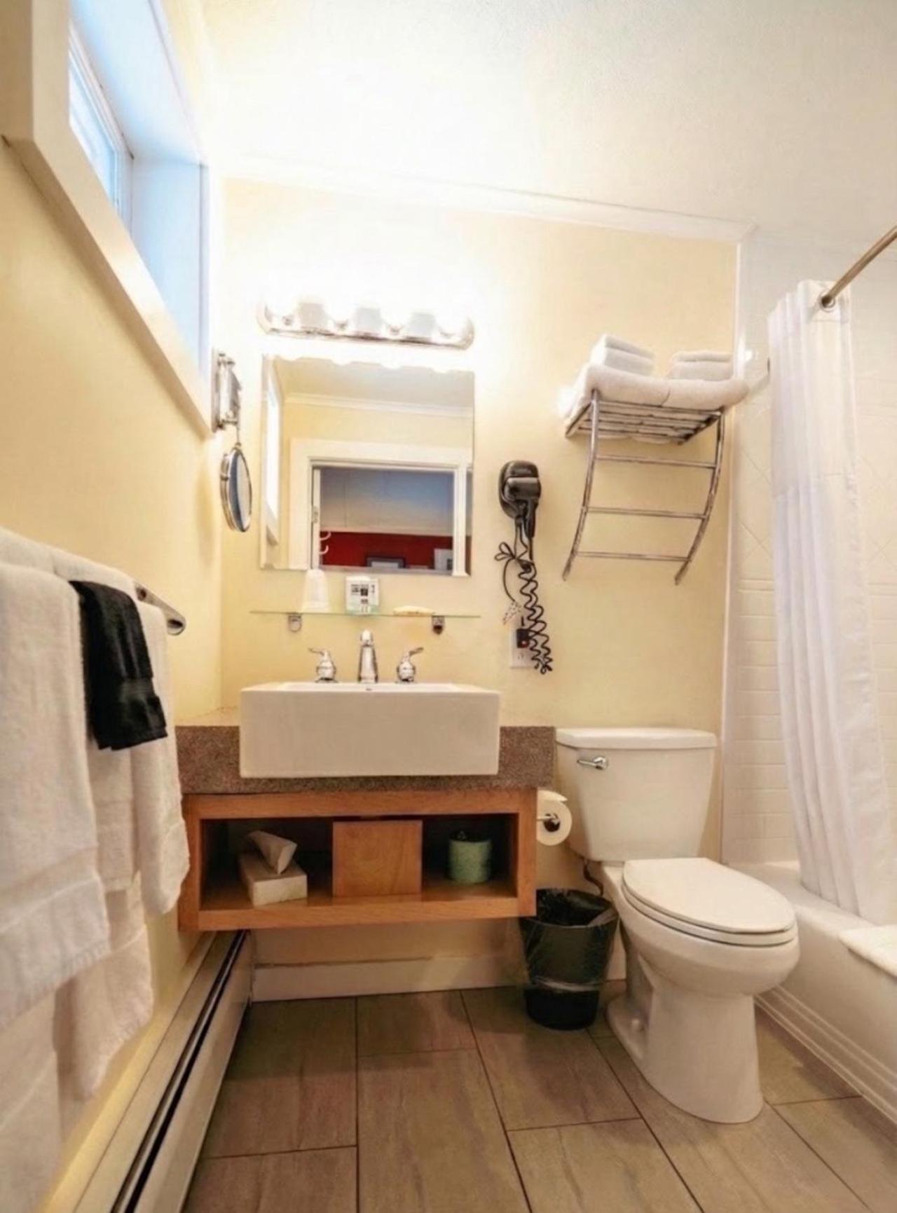 Classic Quadruple Room photo 3