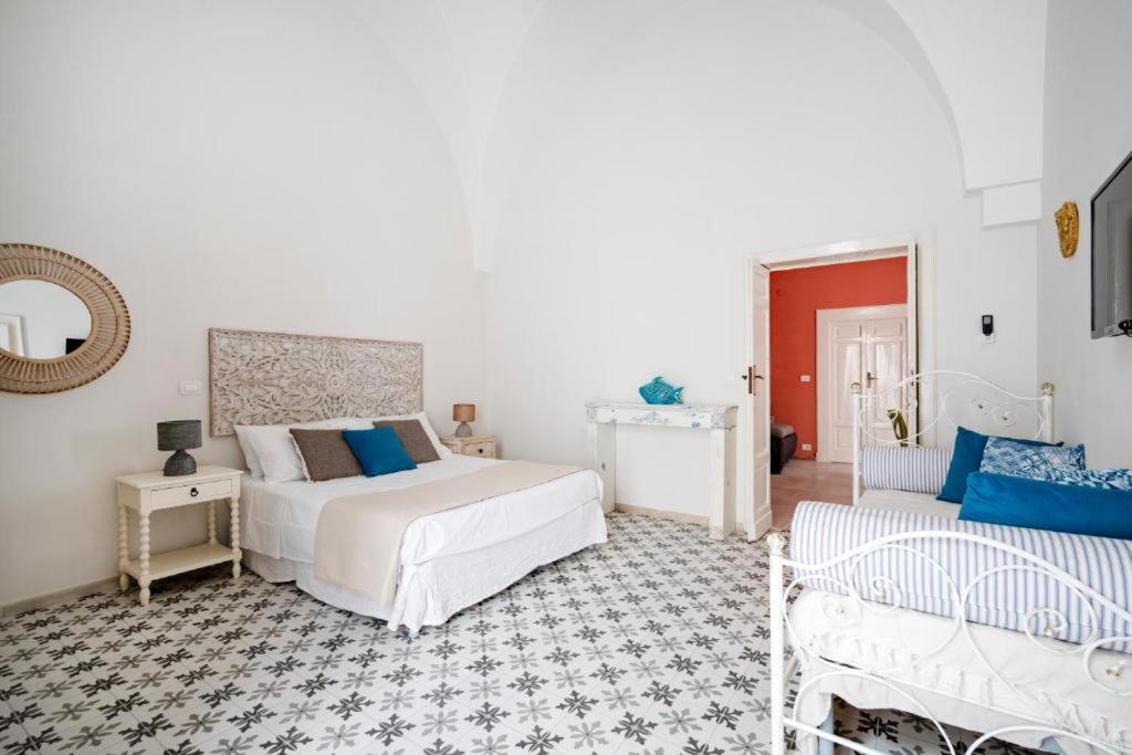 One-Bedroom Apartment with Terrace photo 3