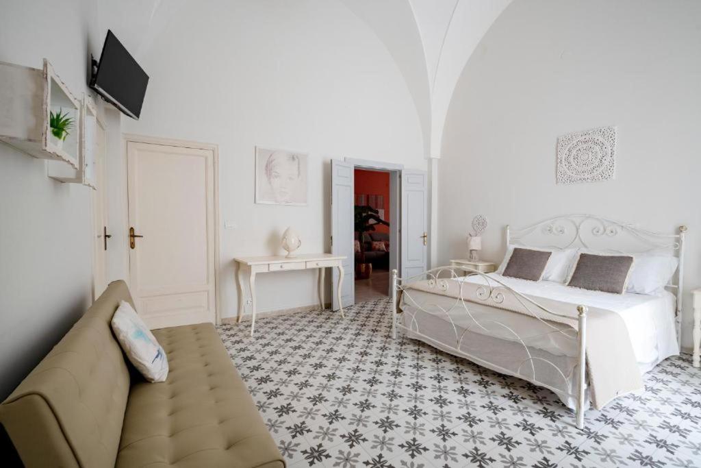 King Room with Balcony photo 2