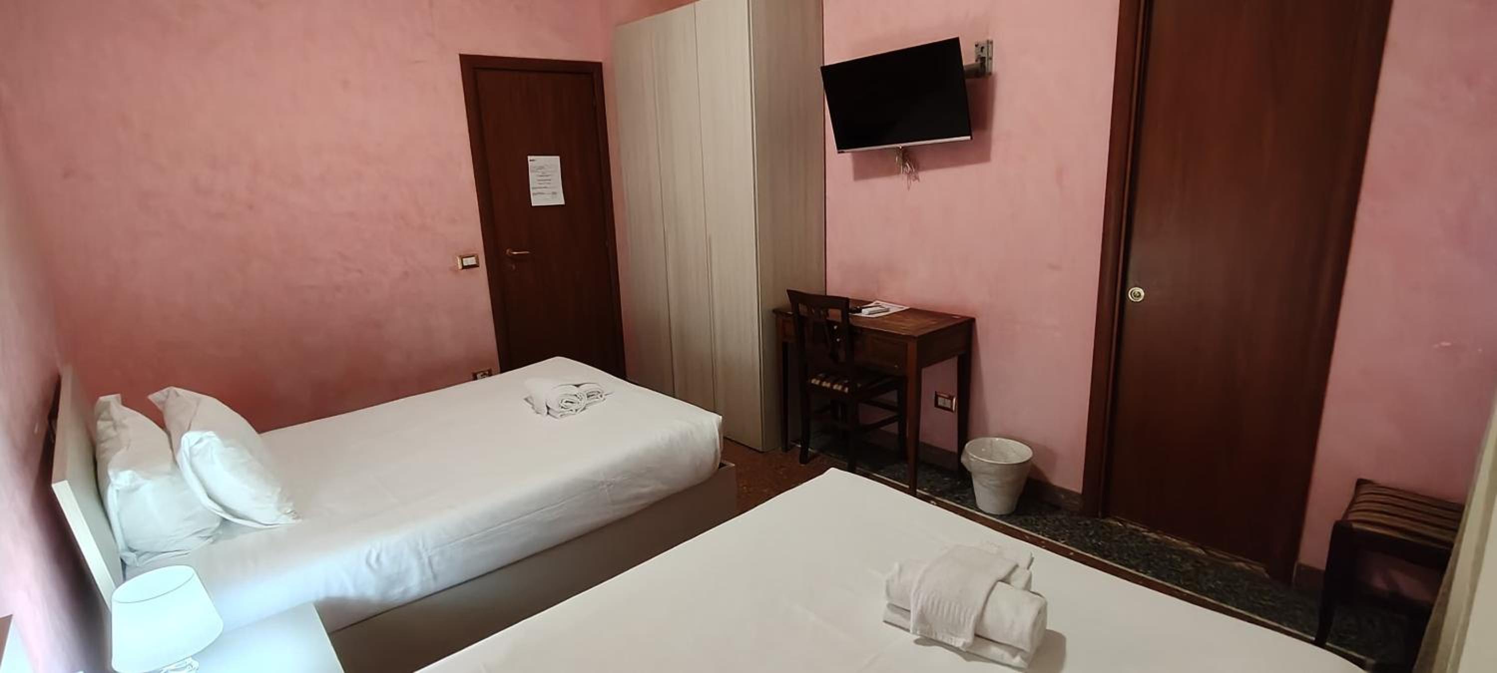 Triple Room photo 2