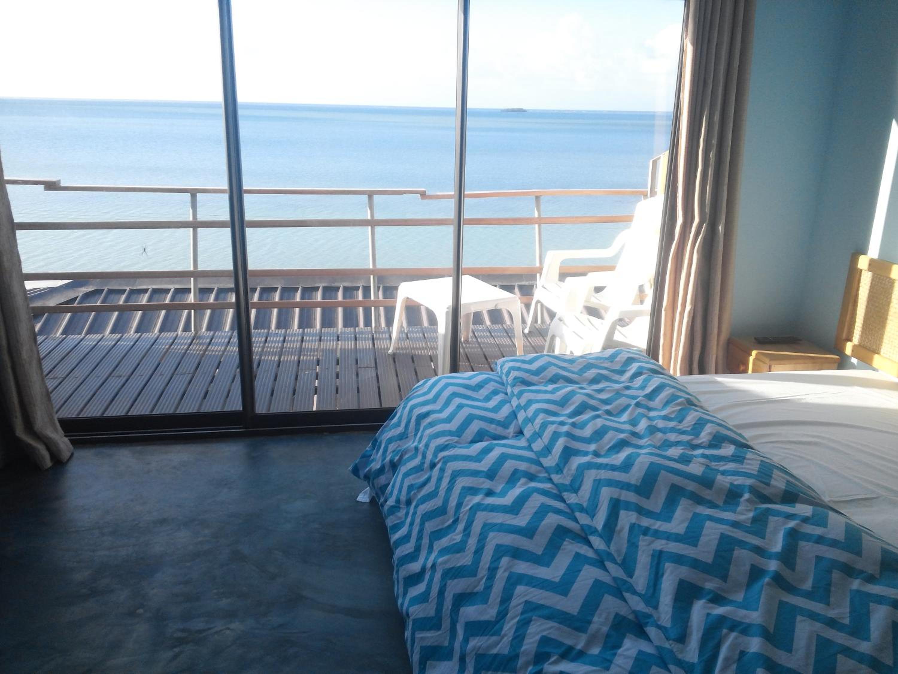 Double Room with Balcony and Sea View - Photo 7