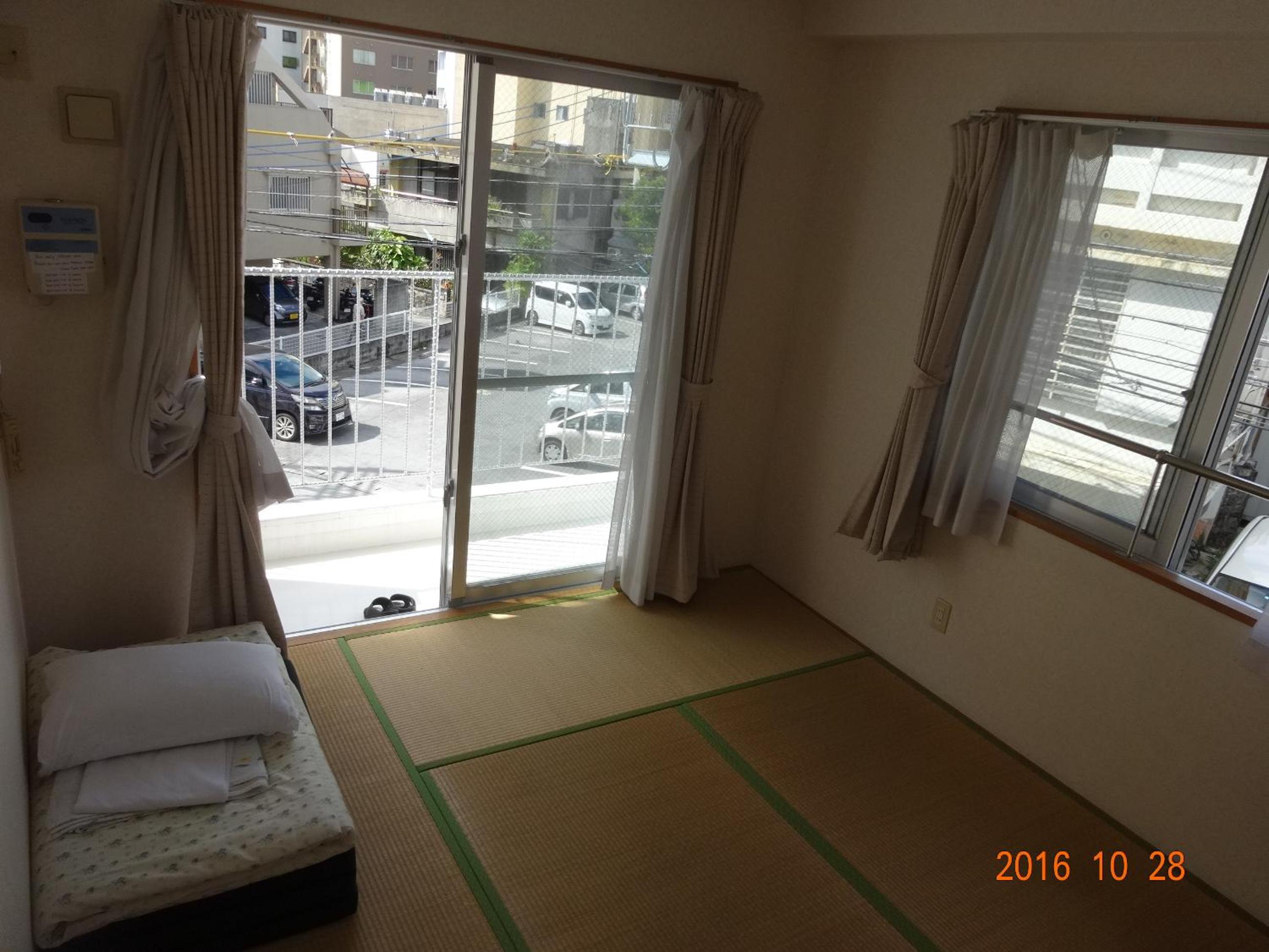 Single Room with Shared Bathroom