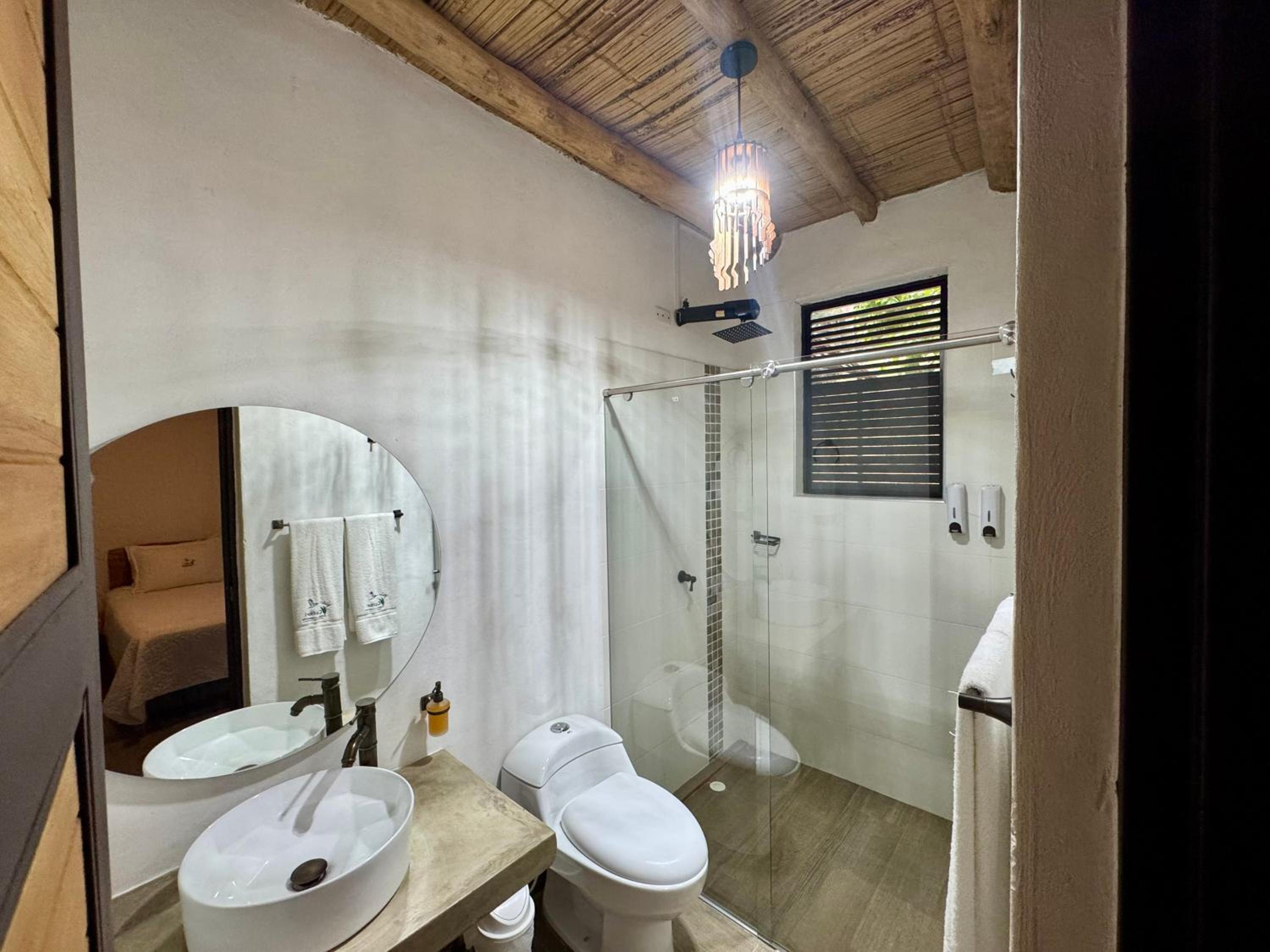 Basic Triple Room photo 3