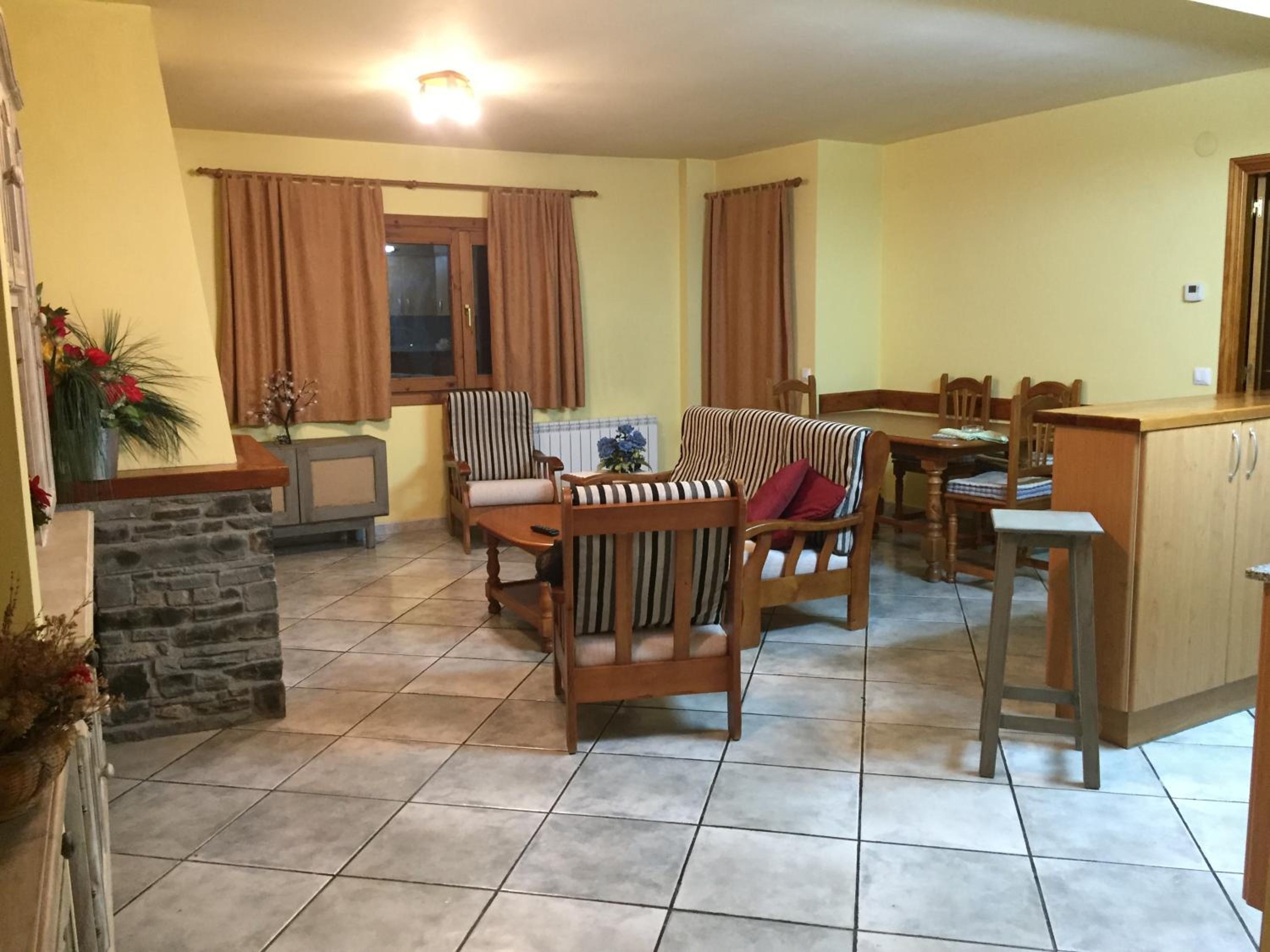 Two-Bedroom Apartment - Photo 32