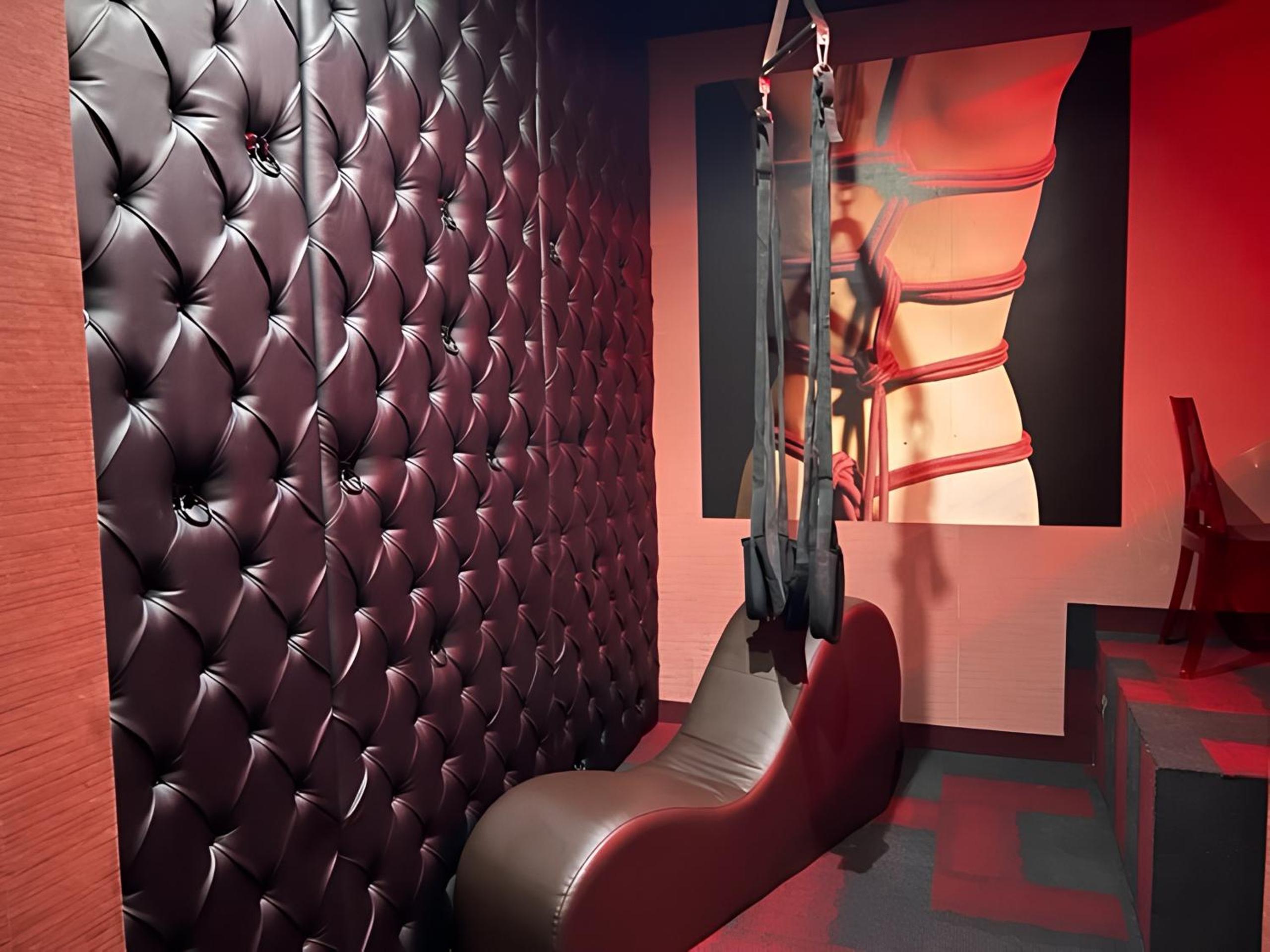 Queen Suite photo 2