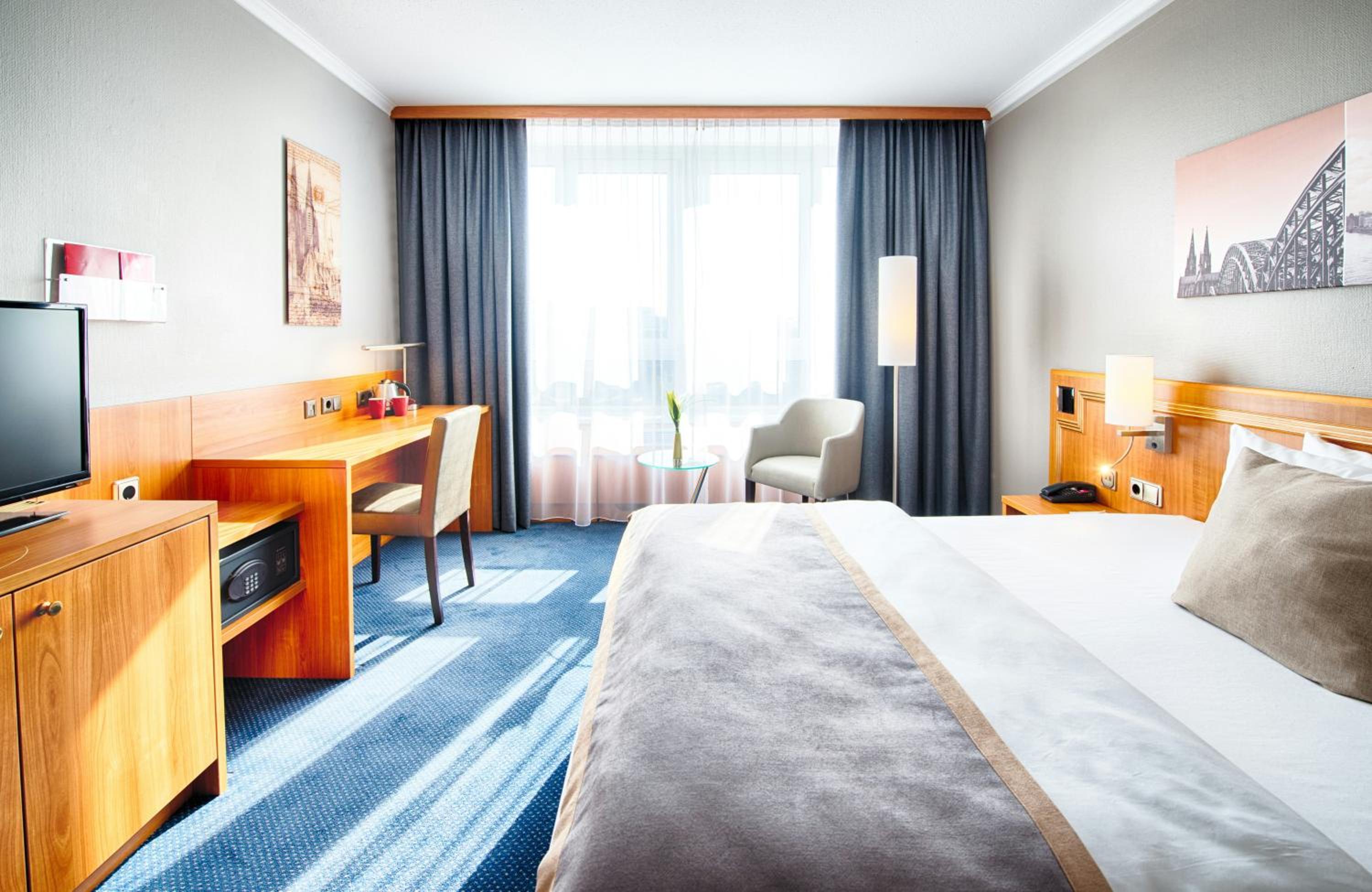 Comfort Double or Twin Room - Park Sleep & Fly 7 days