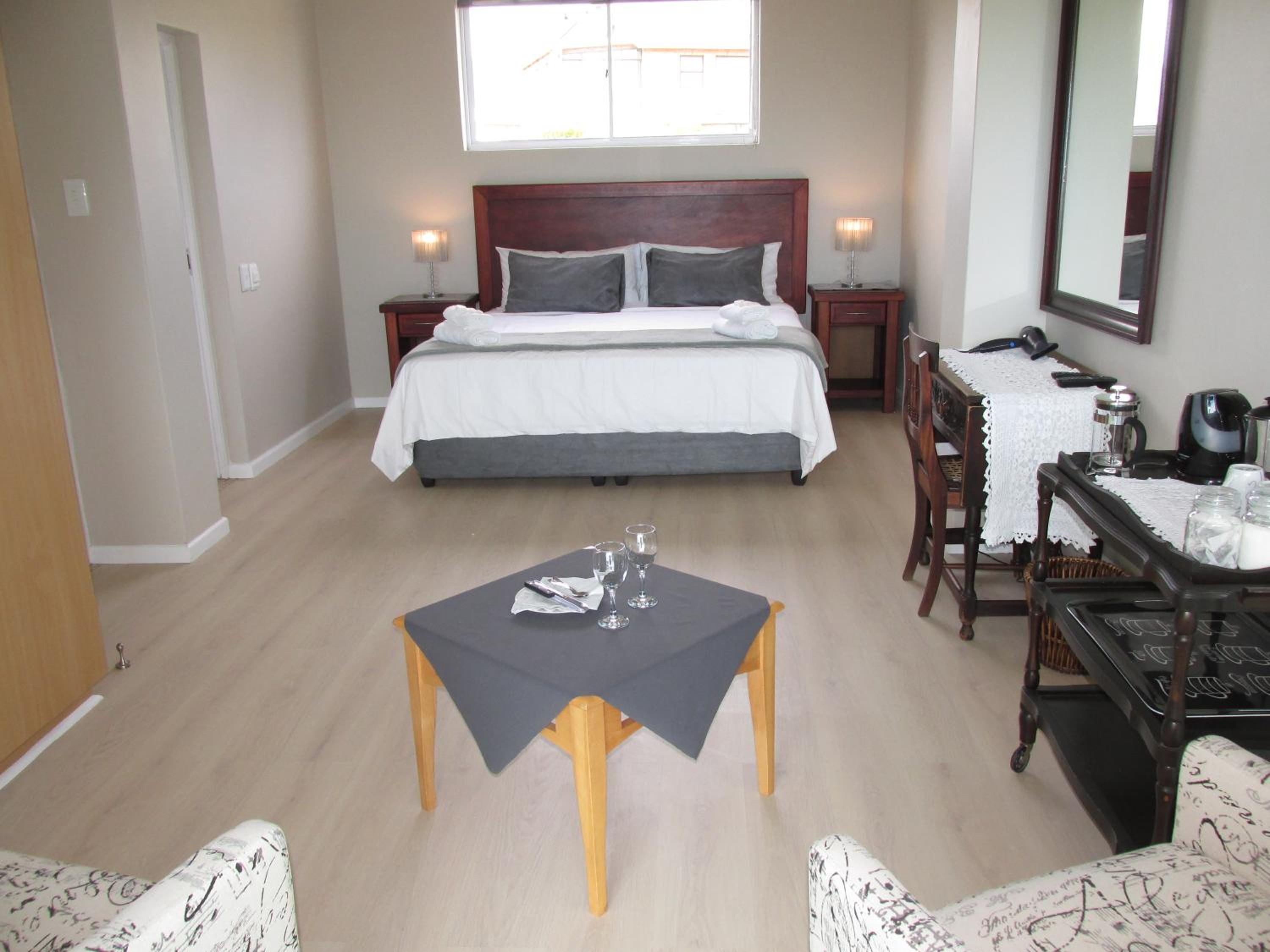 King Room With Partial Sea View And Patio photo 1