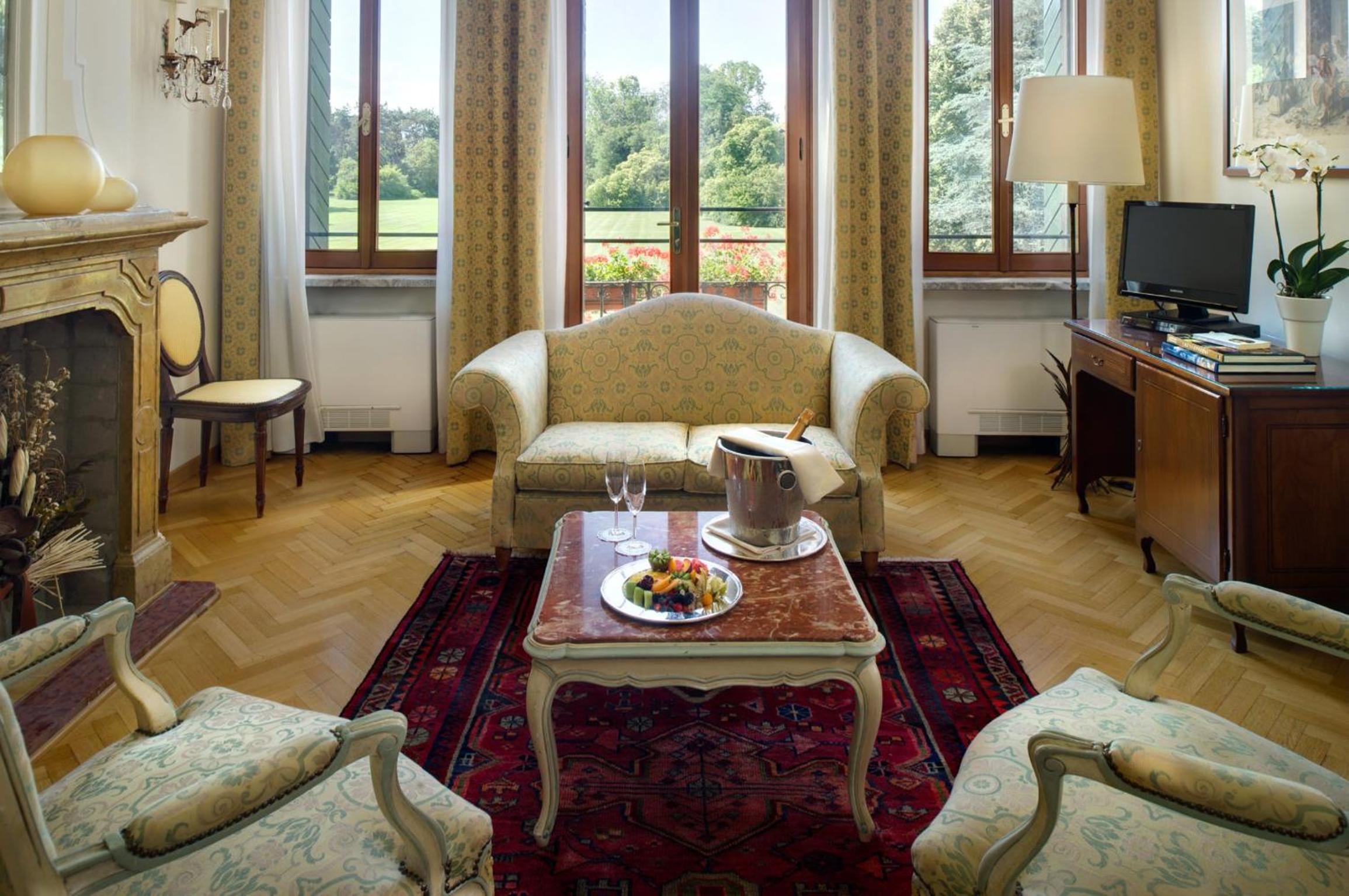 Prestige Suite photo 3