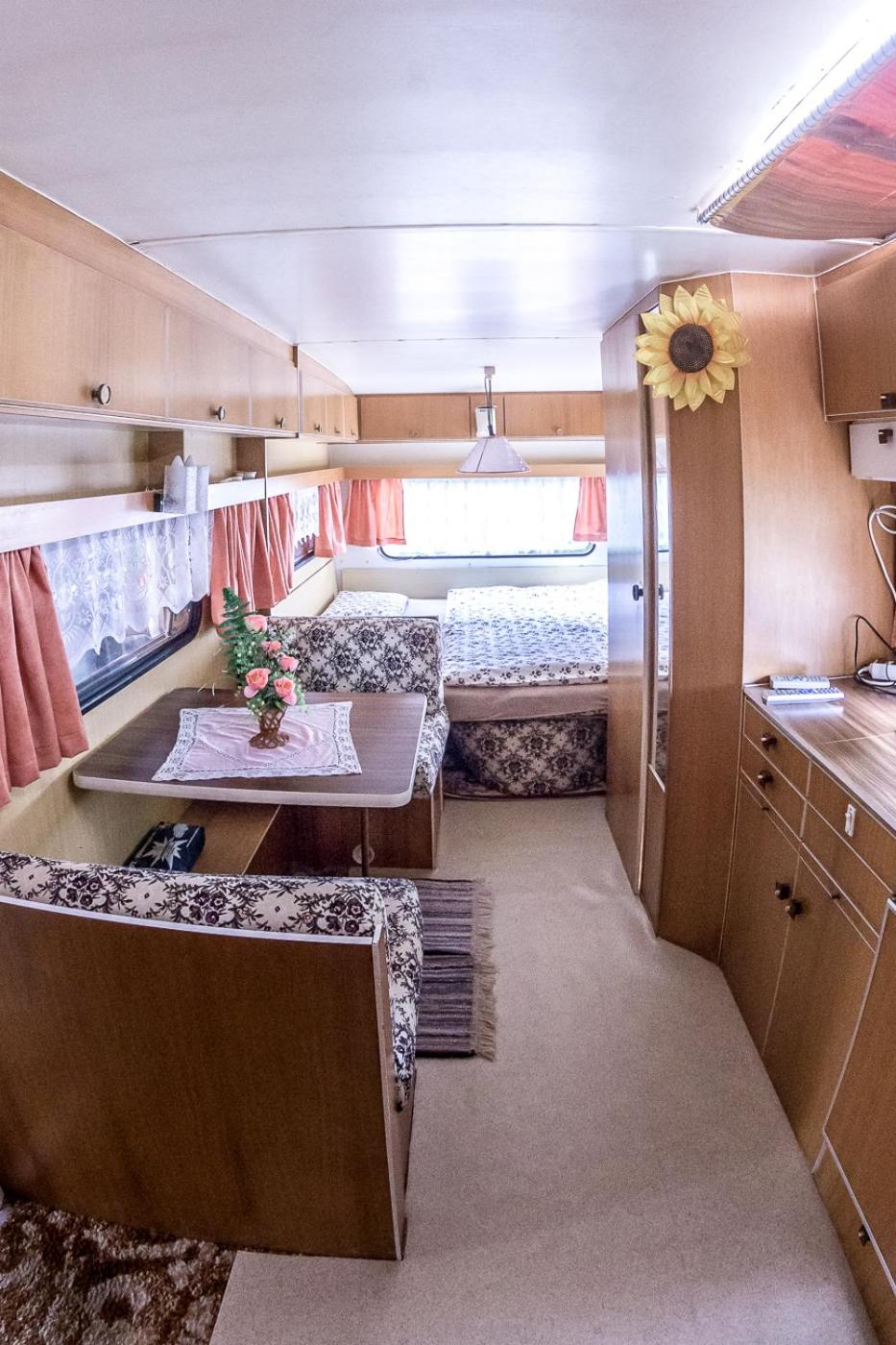 Caravan photo 1