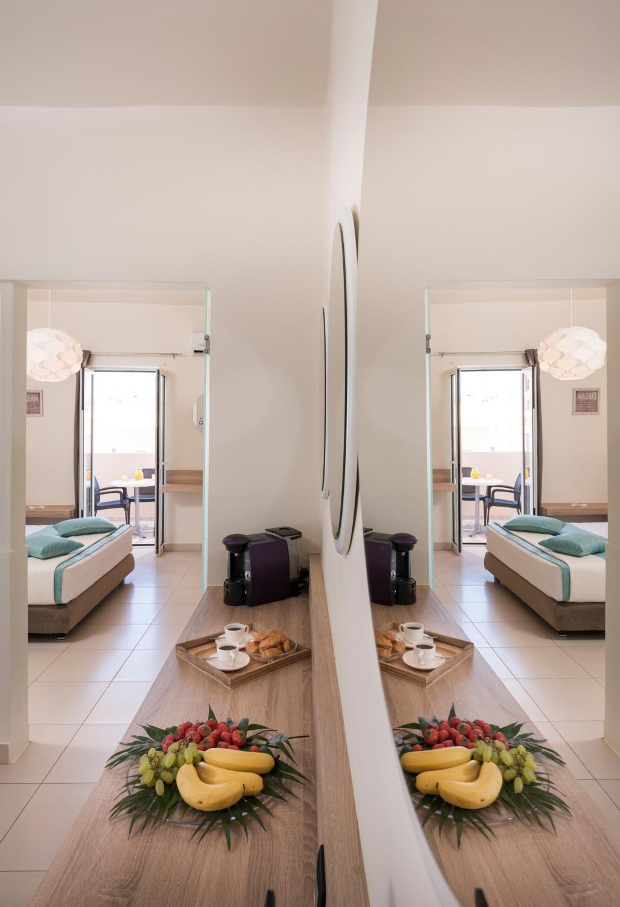 One-Bedroom Suite