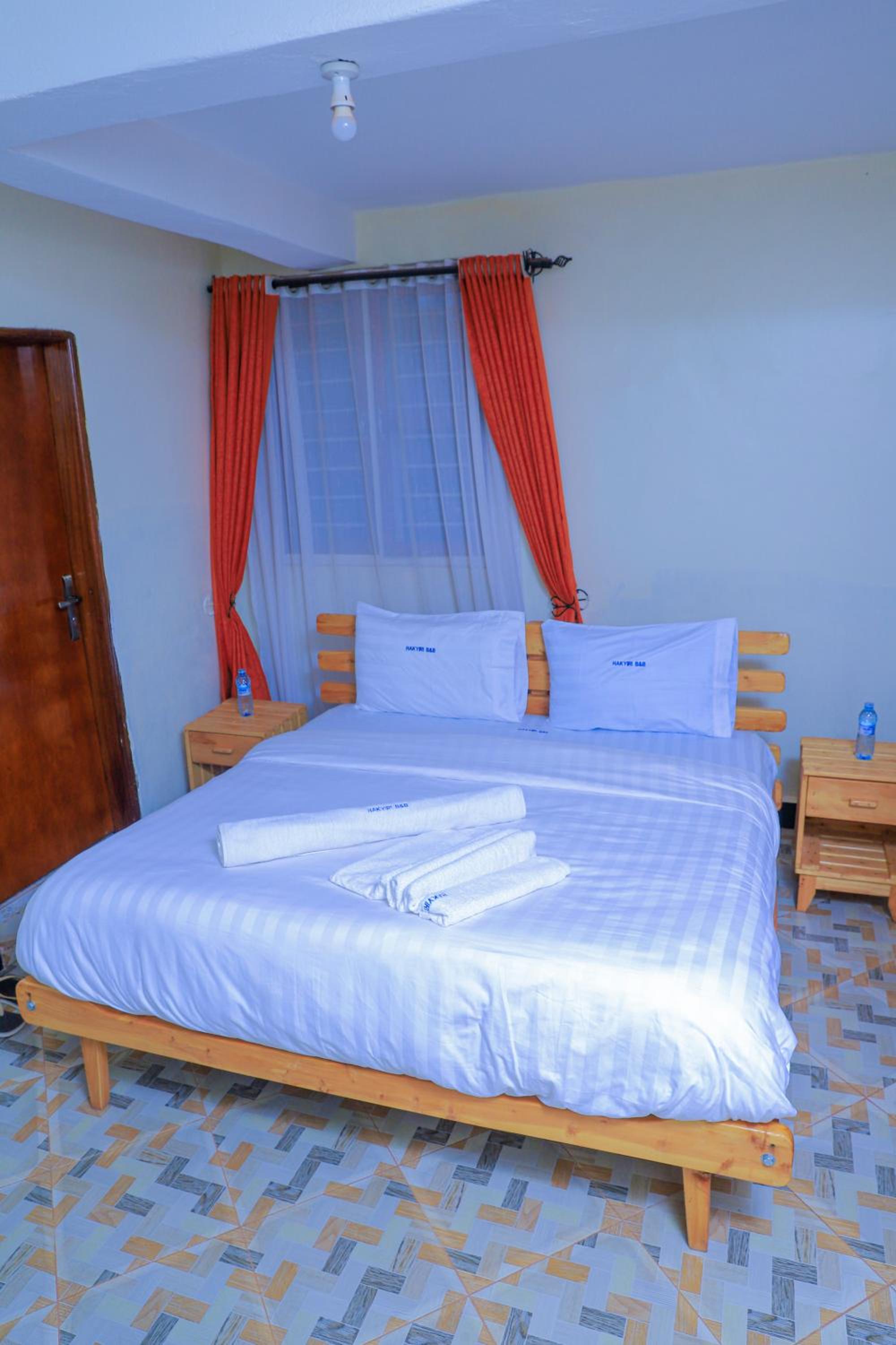 Single Room photo 2